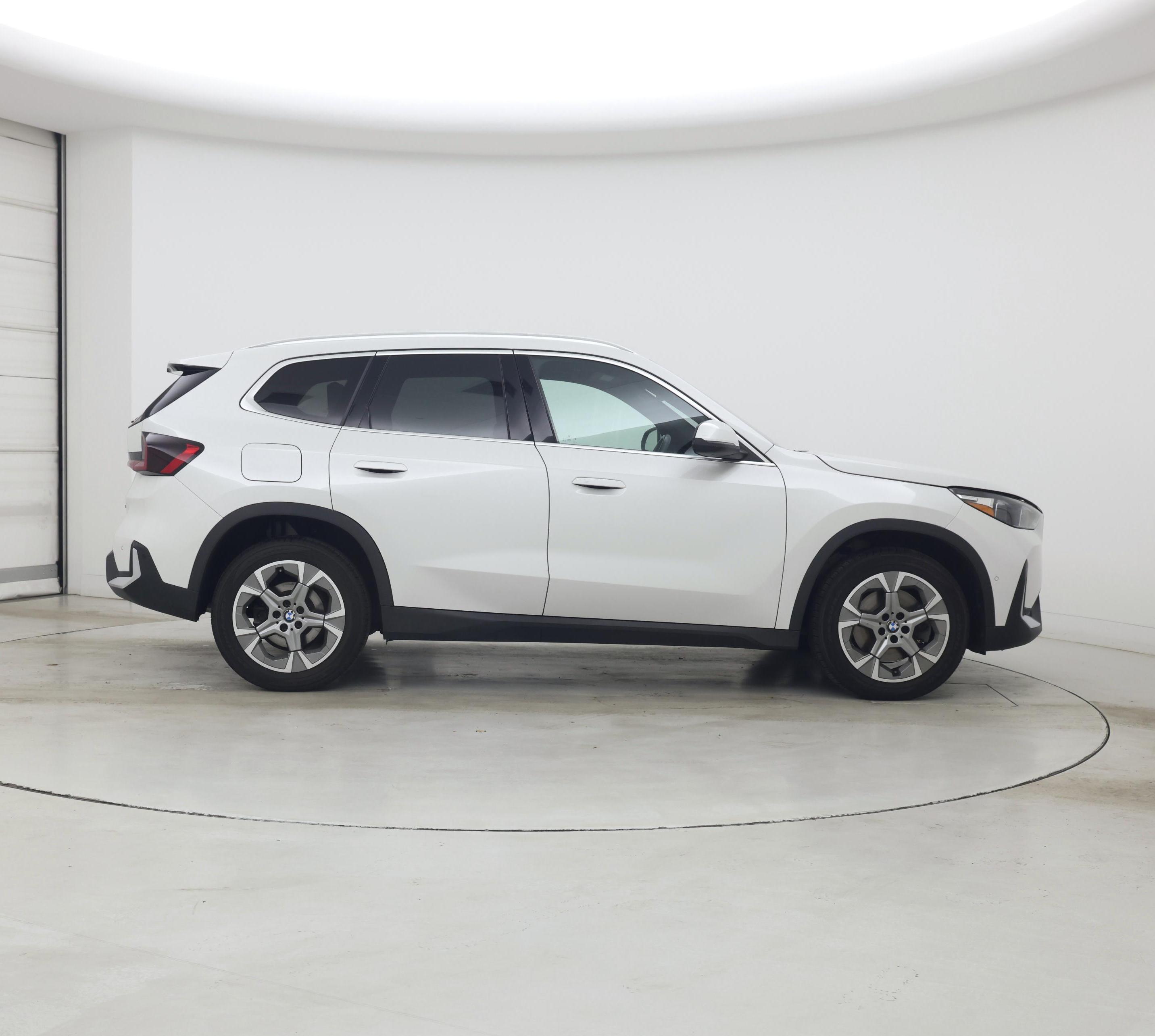 Thumbnail: 2023 BMW X1 - 7