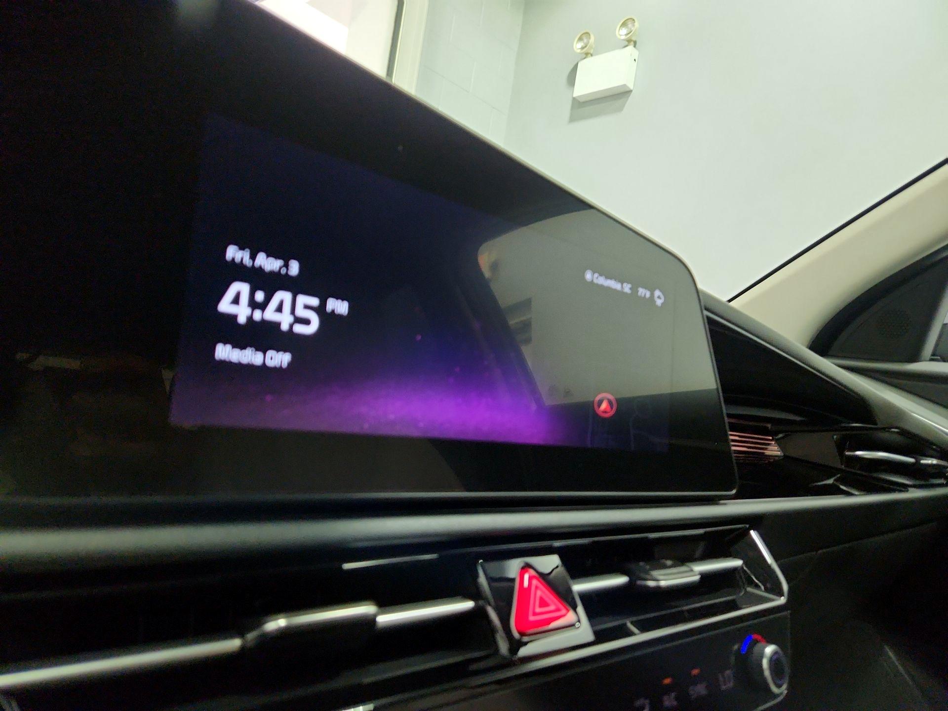 Thumbnail: 2024 Kia Niro - 15