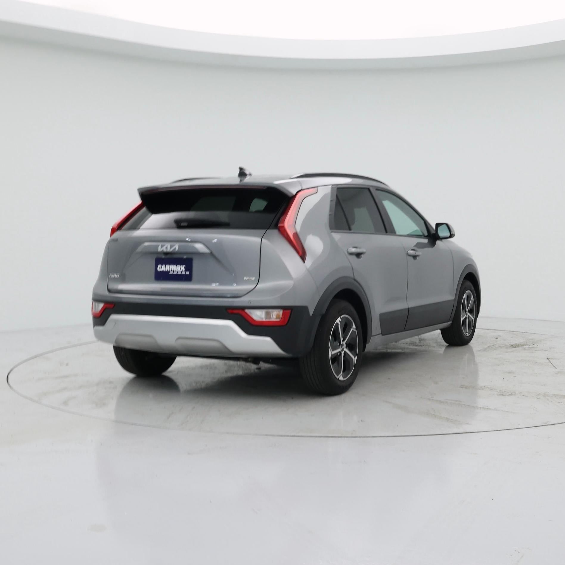 Thumbnail: 2024 Kia Niro - 8