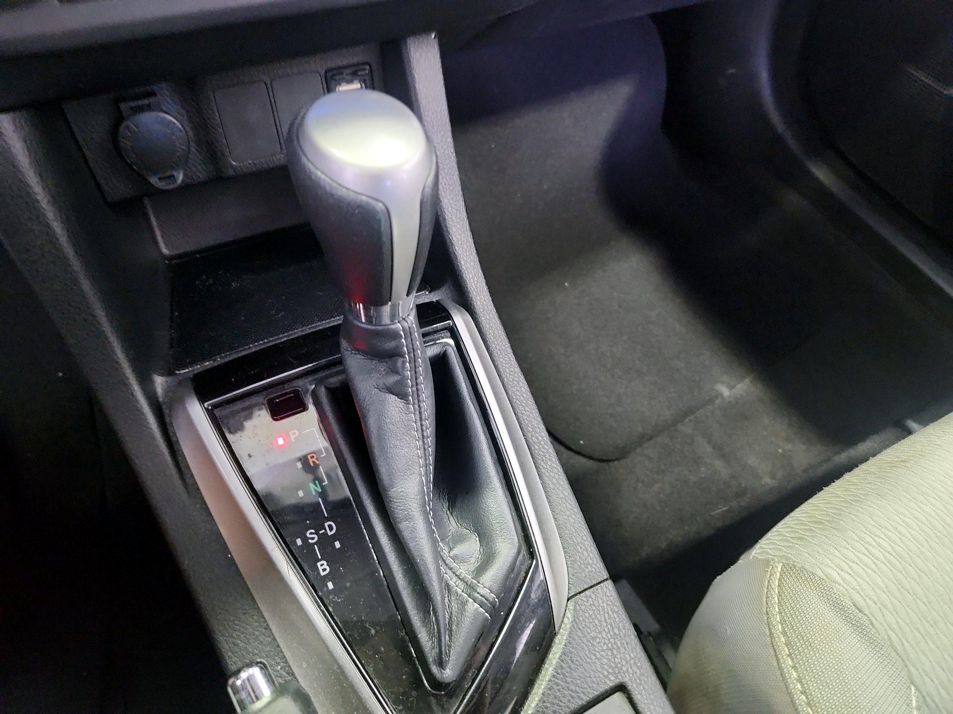 Thumbnail: 2016 Toyota Corolla - 17