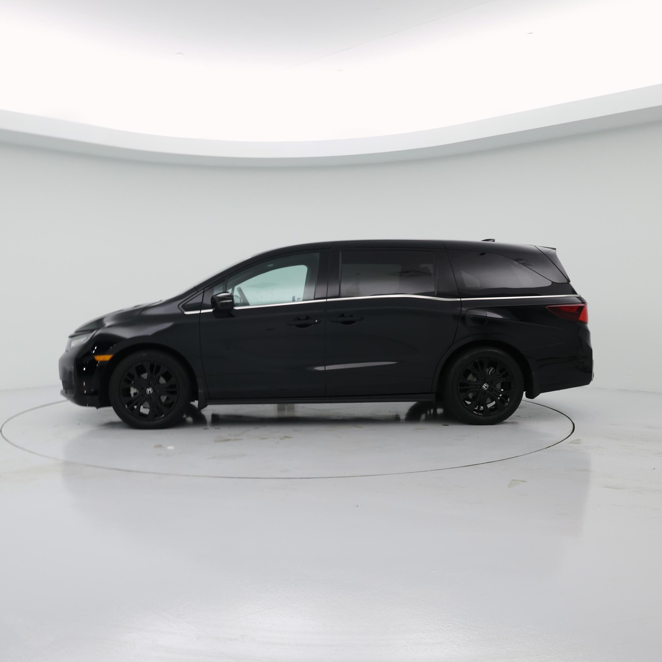 Thumbnail: 2025 Honda Odyssey - 3