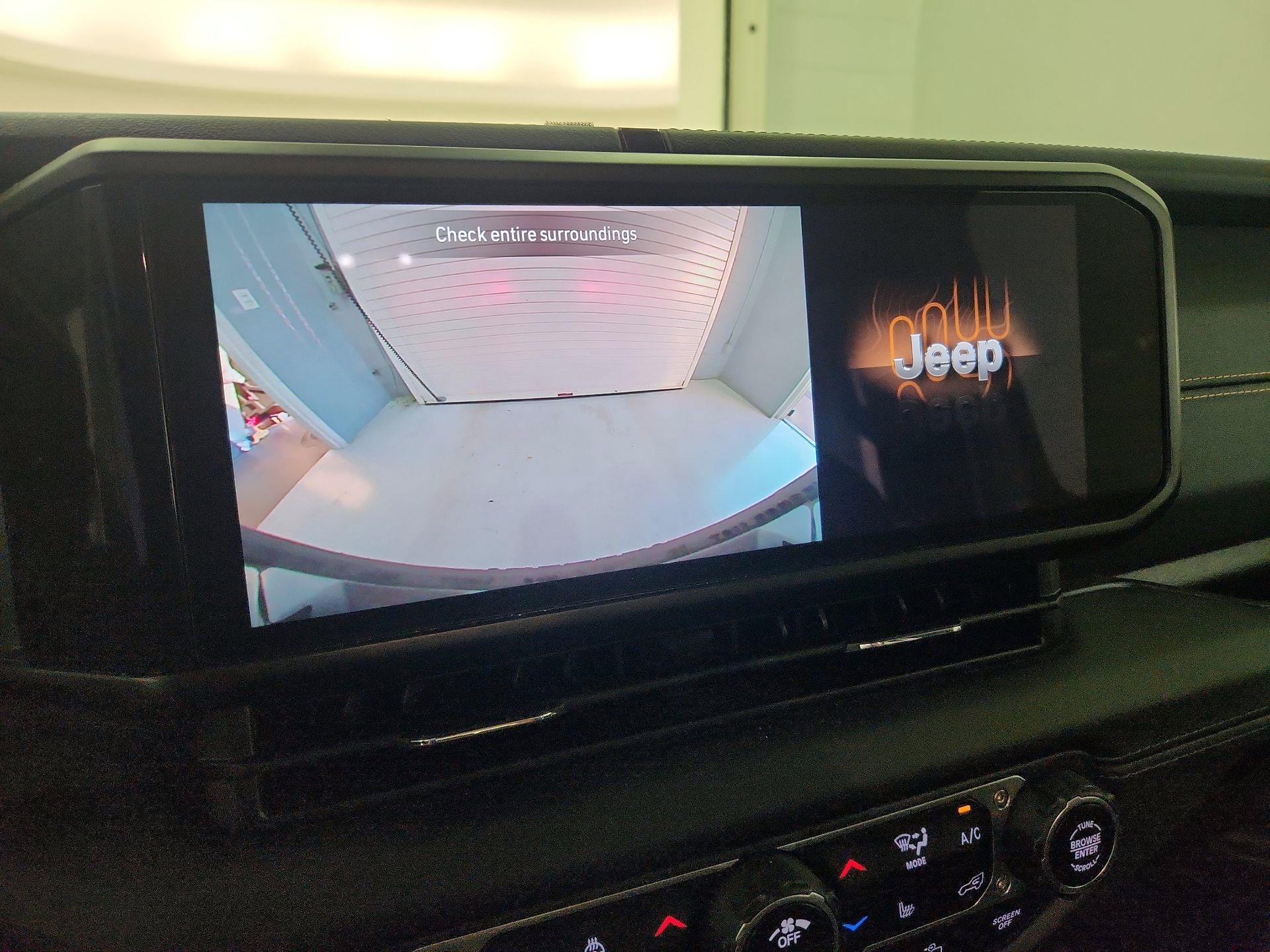 Thumbnail: 2024 Jeep Wrangler - 14