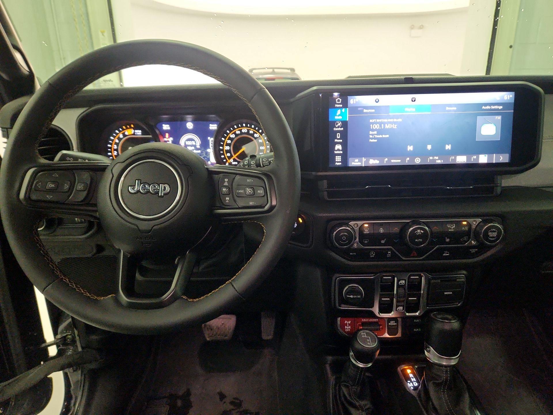 Thumbnail: 2024 Jeep Wrangler - 9