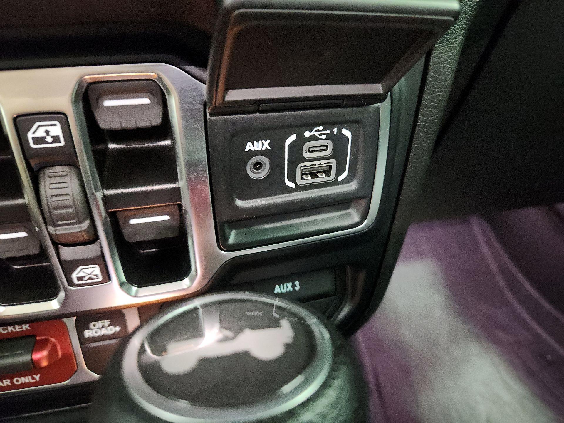 Thumbnail: 2024 Jeep Wrangler - 18