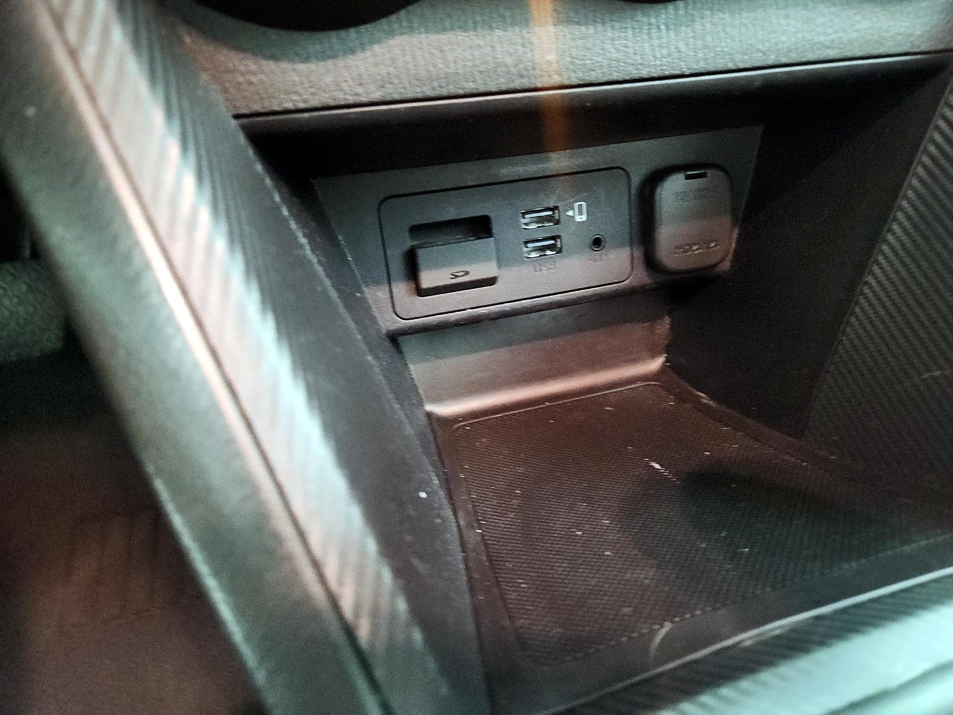 Thumbnail: 2020 Toyota Yaris - 18