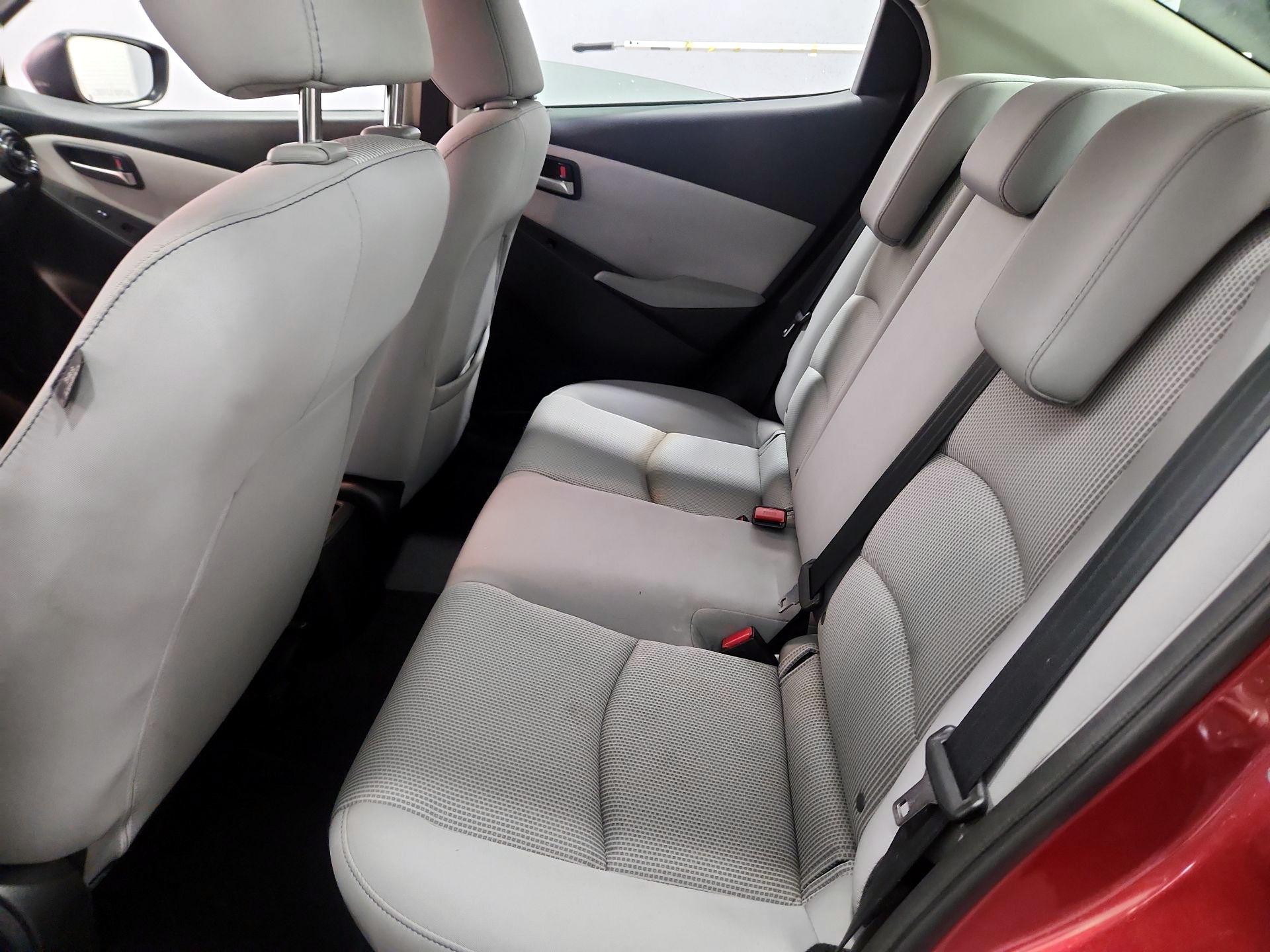 Thumbnail: 2020 Toyota Yaris - 19