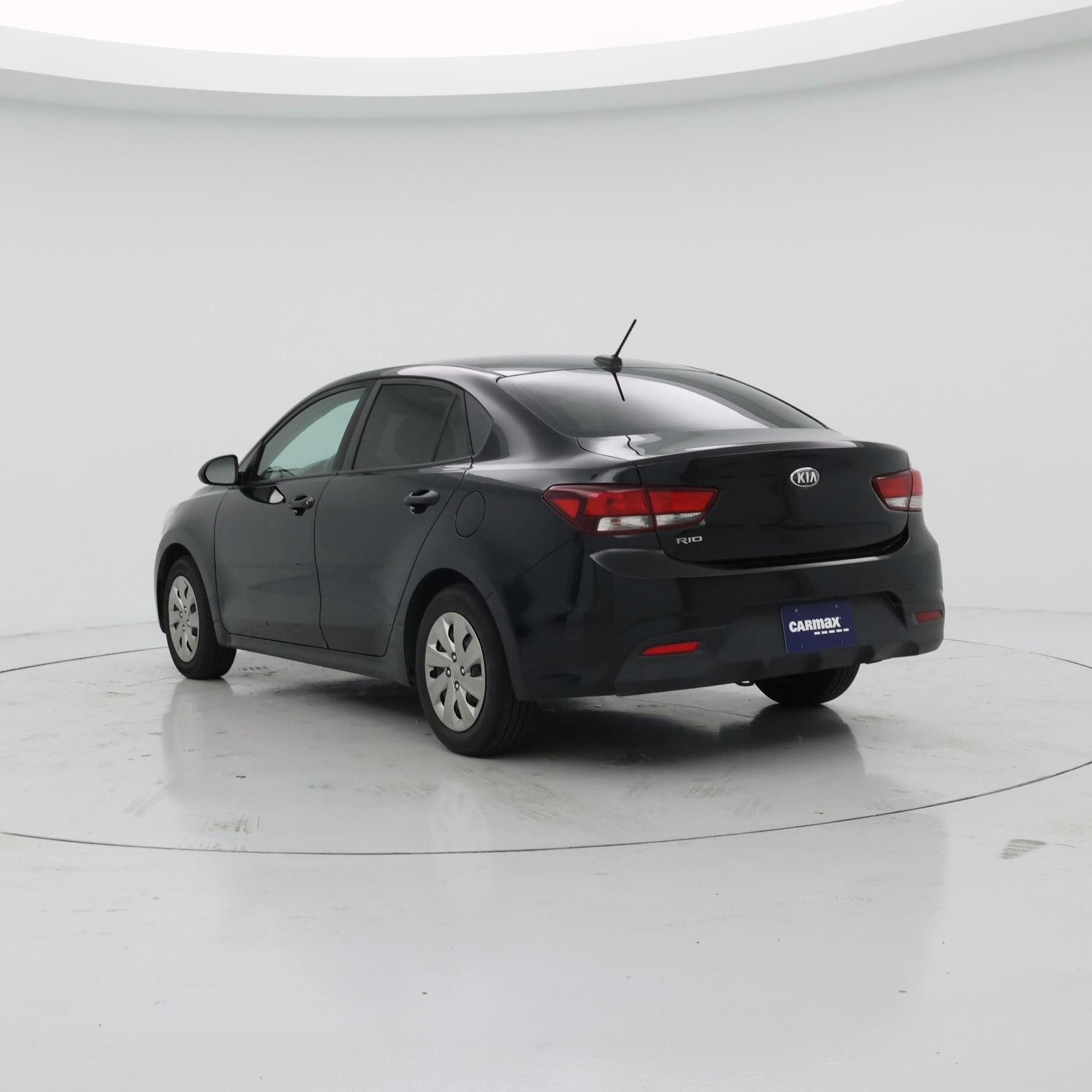 Thumbnail: 2018 Kia Rio - 2