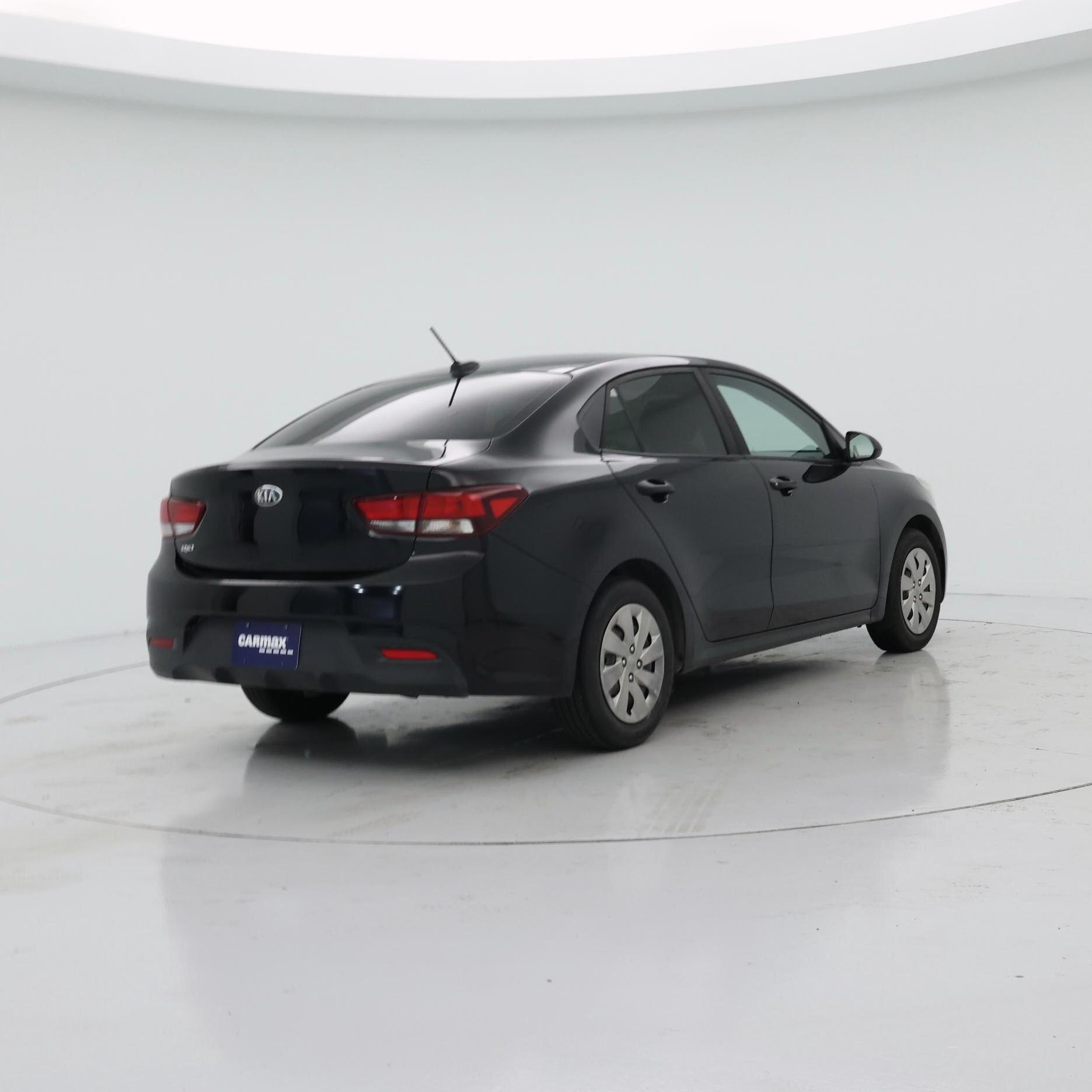 Thumbnail: 2018 Kia Rio - 8