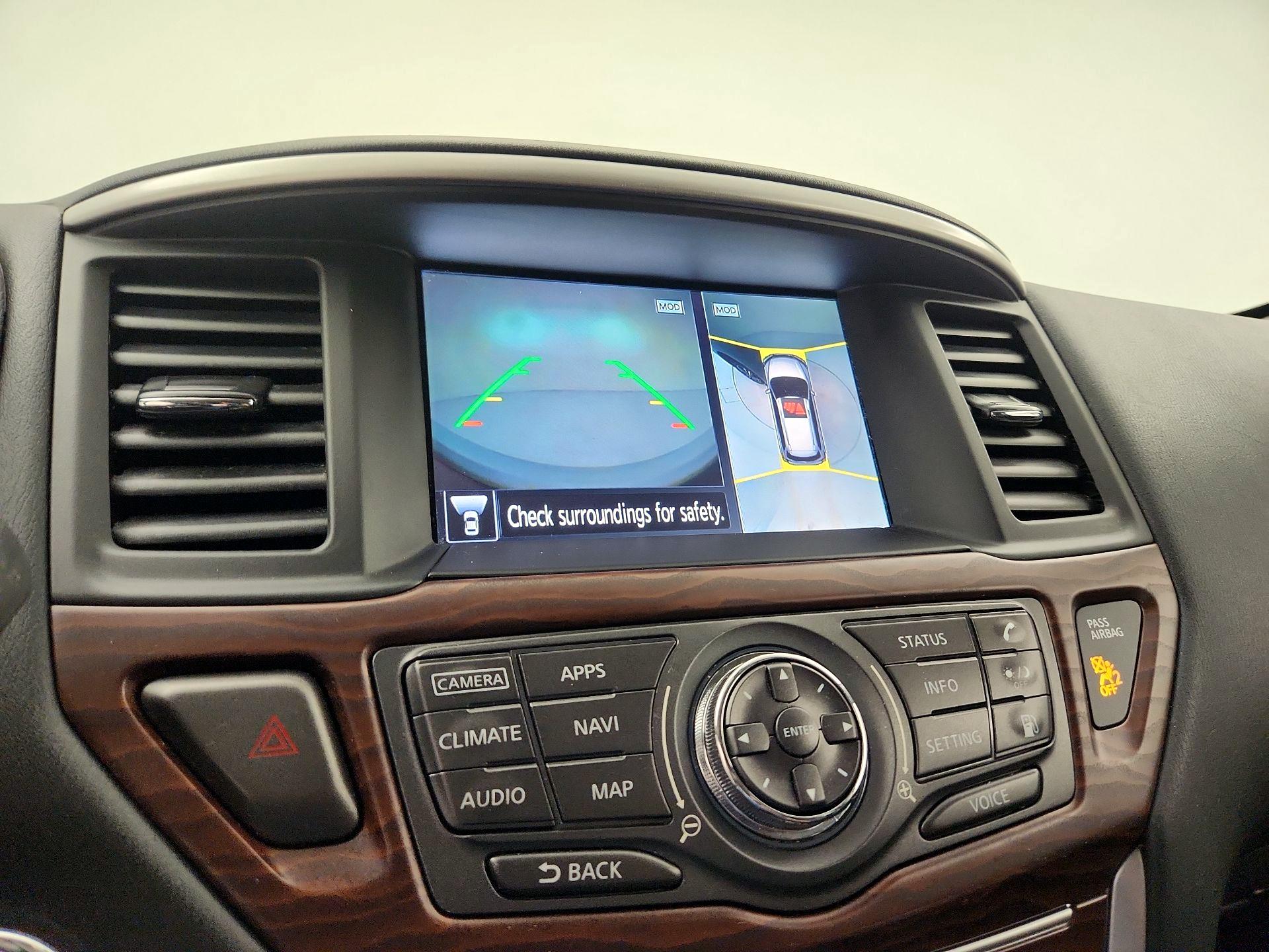 Thumbnail: 2019 Nissan Pathfinder - 15