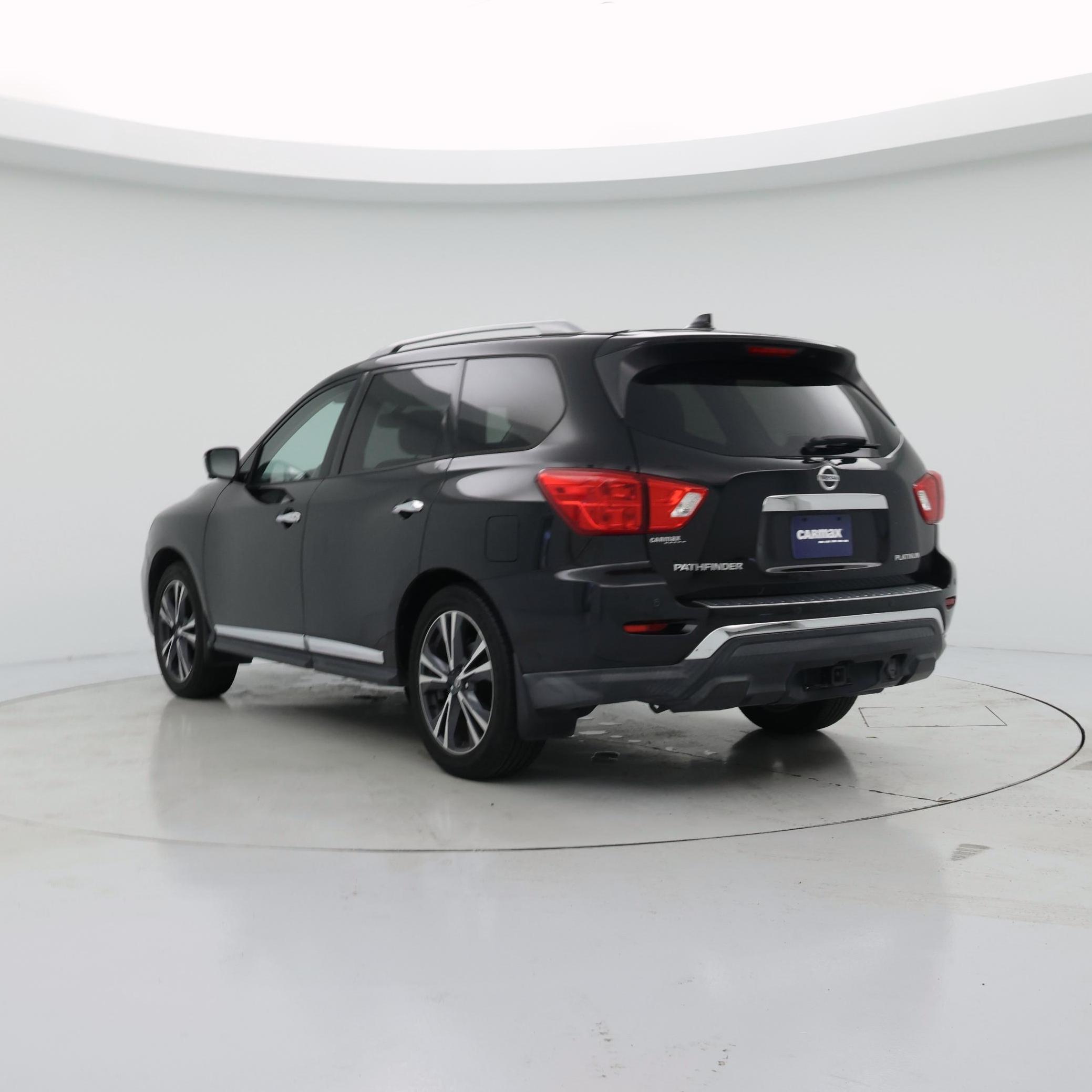 Thumbnail: 2019 Nissan Pathfinder - 2
