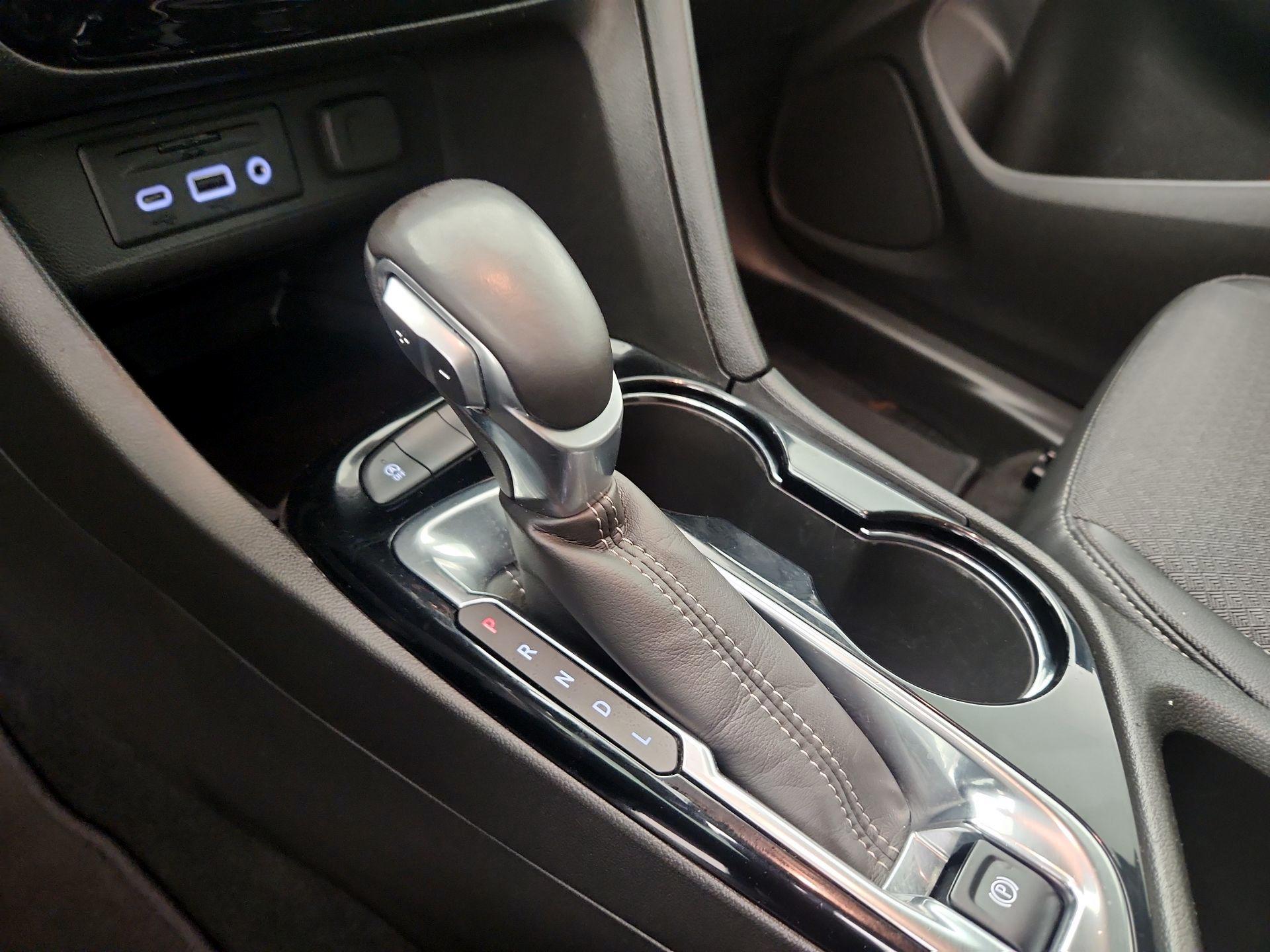 Thumbnail: 2020 Buick Encore GX - 17