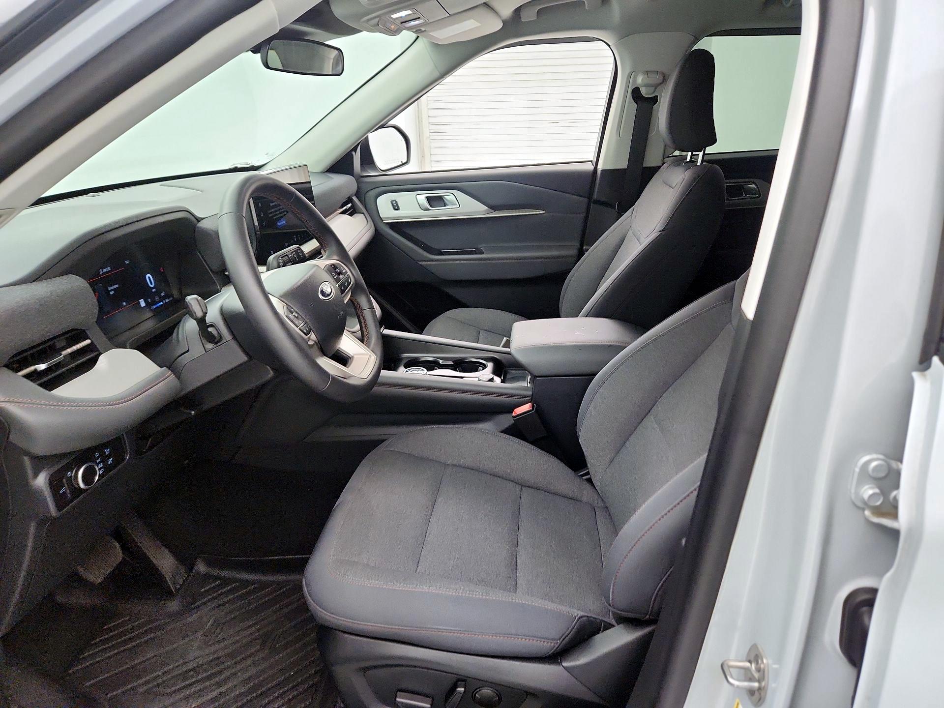 Thumbnail: 2025 Ford Explorer - 11