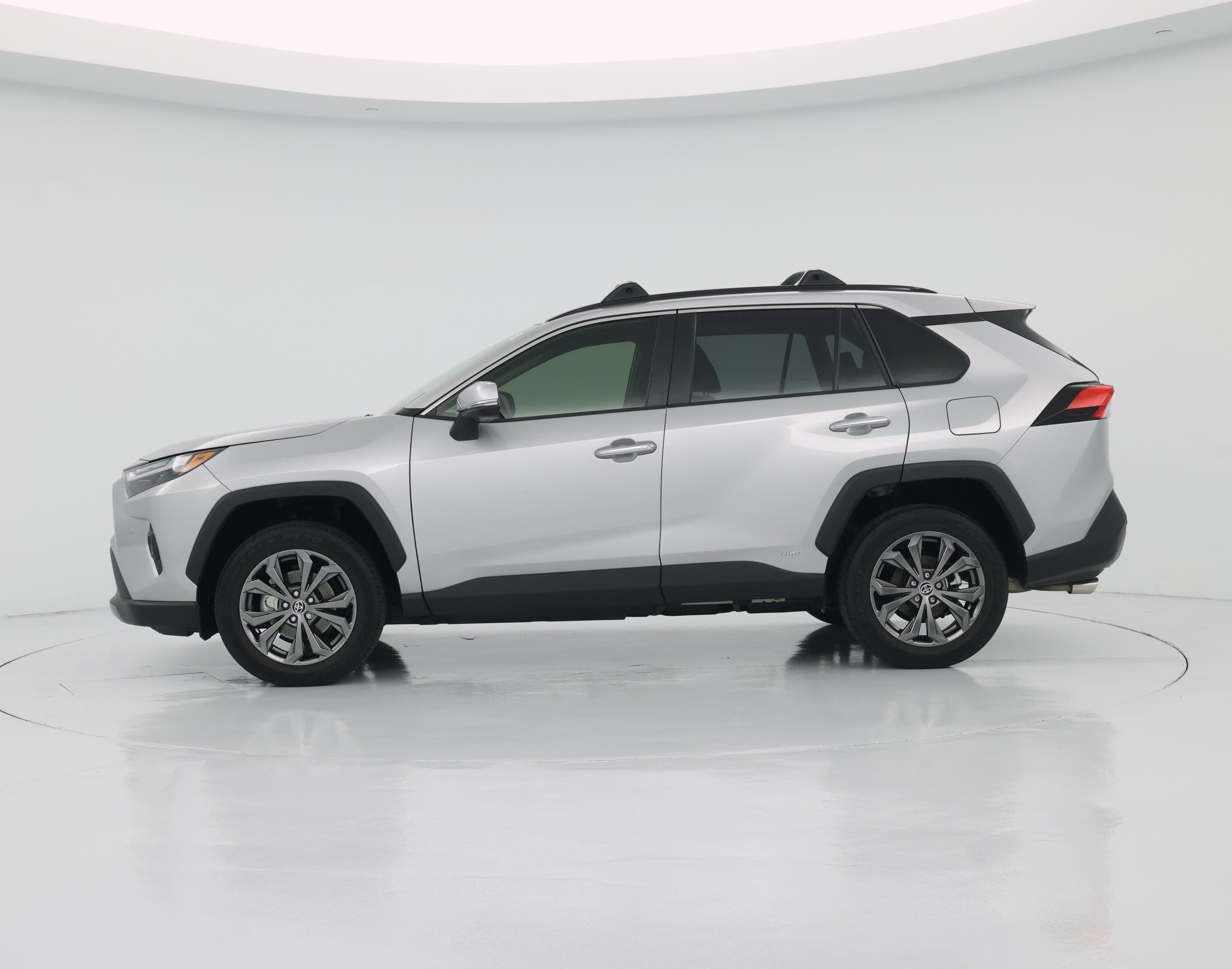 Thumbnail: 2025 Toyota RAV4 - 3