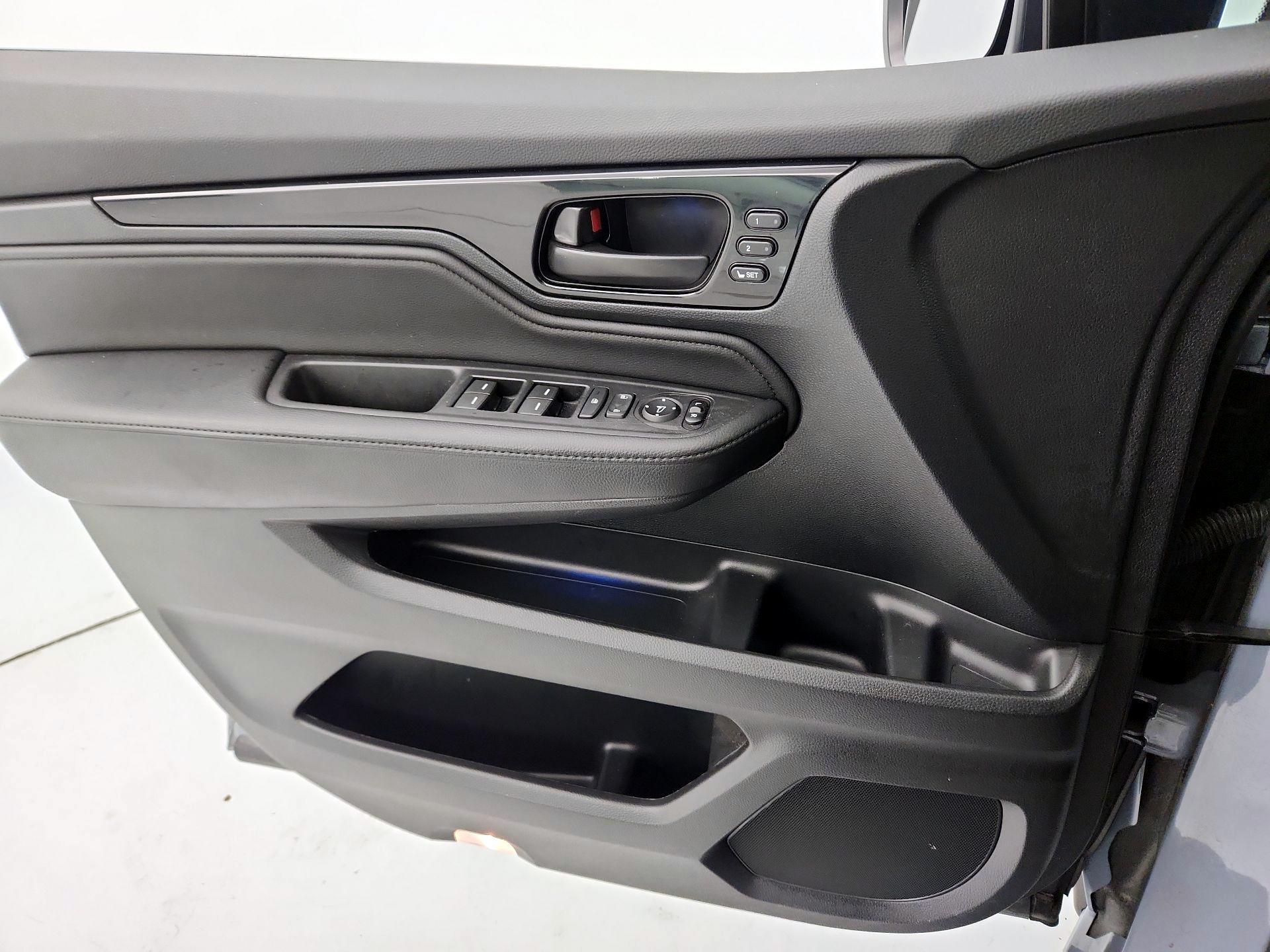 Thumbnail: 2025 Honda Odyssey - 12