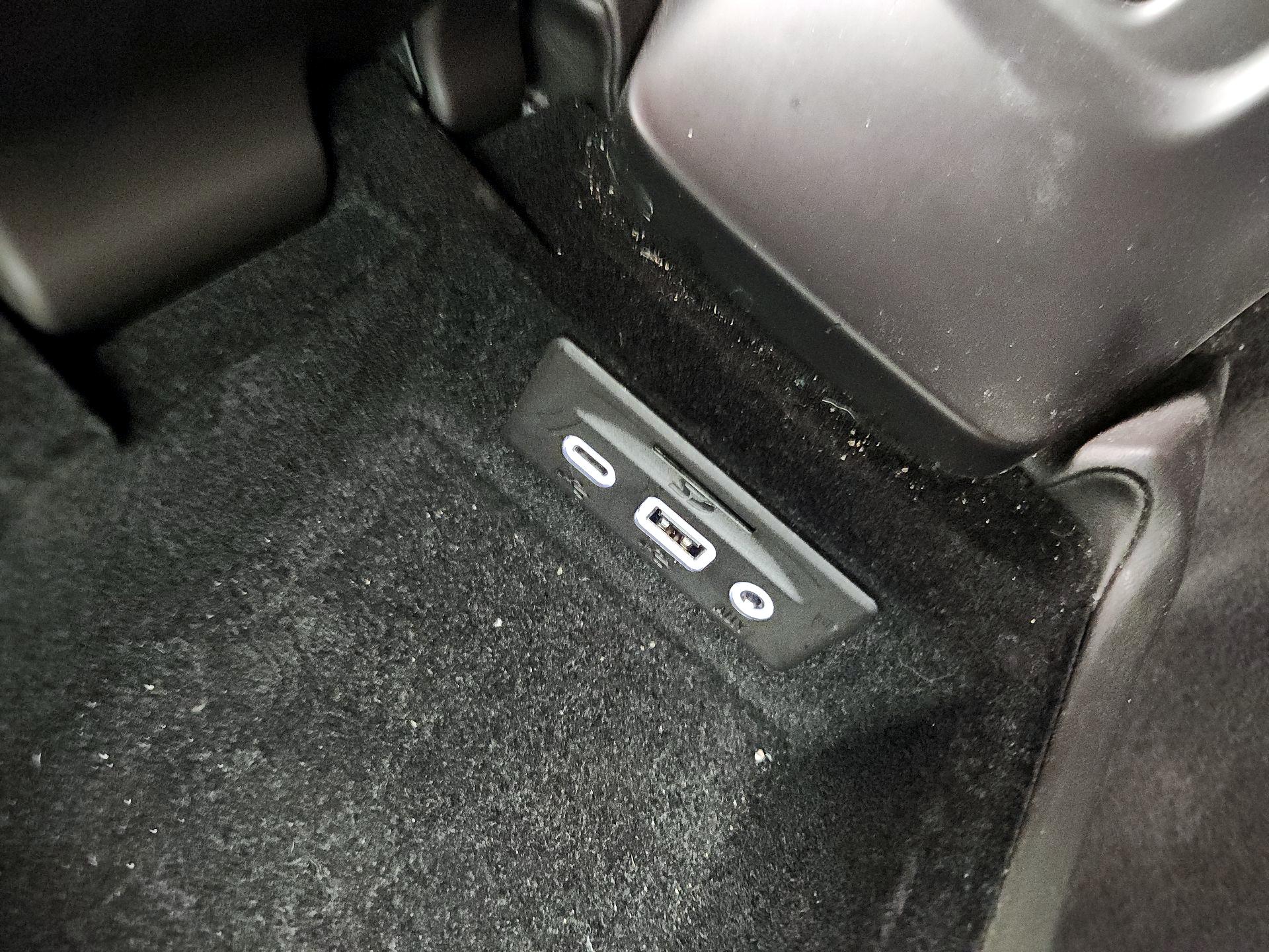 Thumbnail: 2023 Chevrolet Corvette - 18