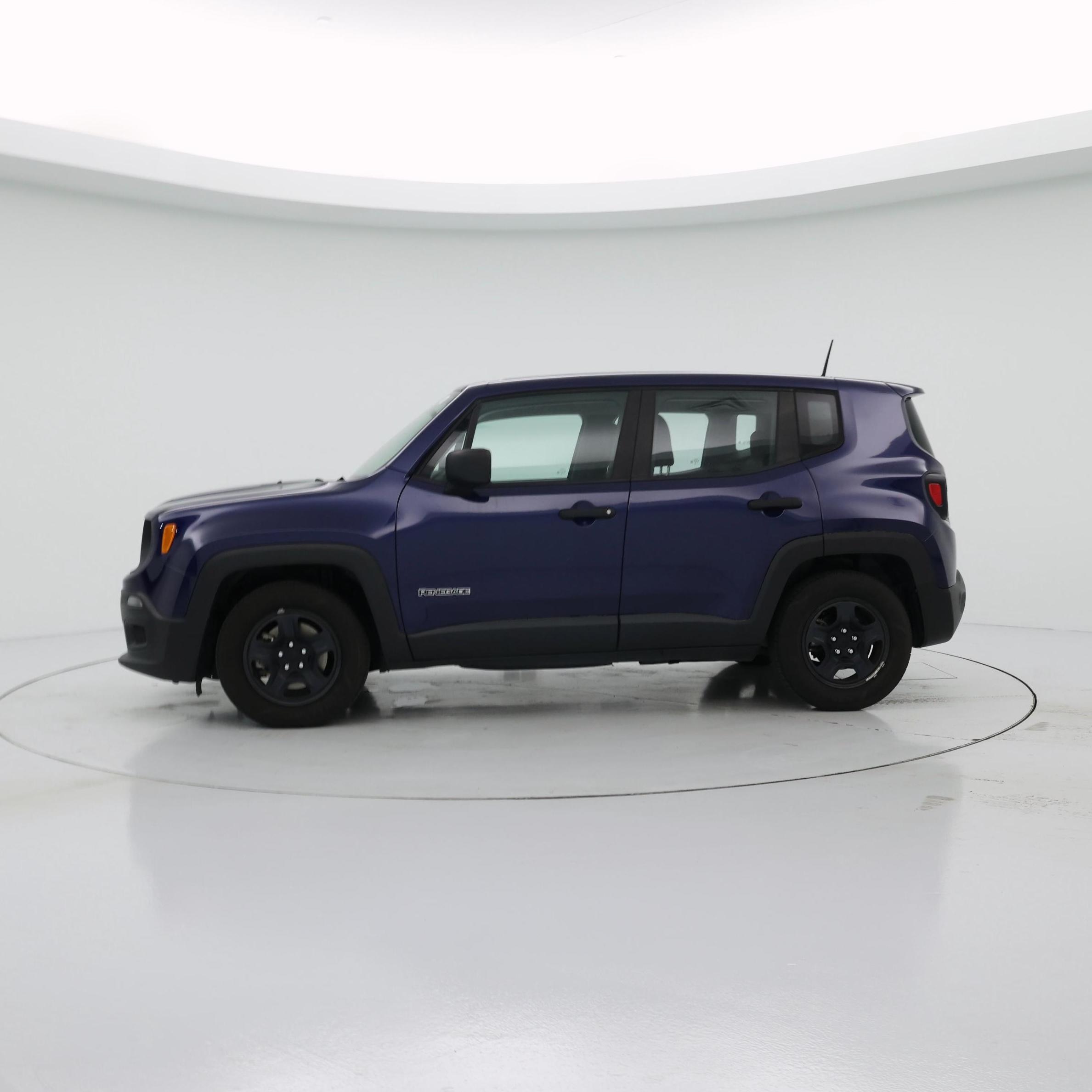 Thumbnail: 2017 Jeep Renegade - 3