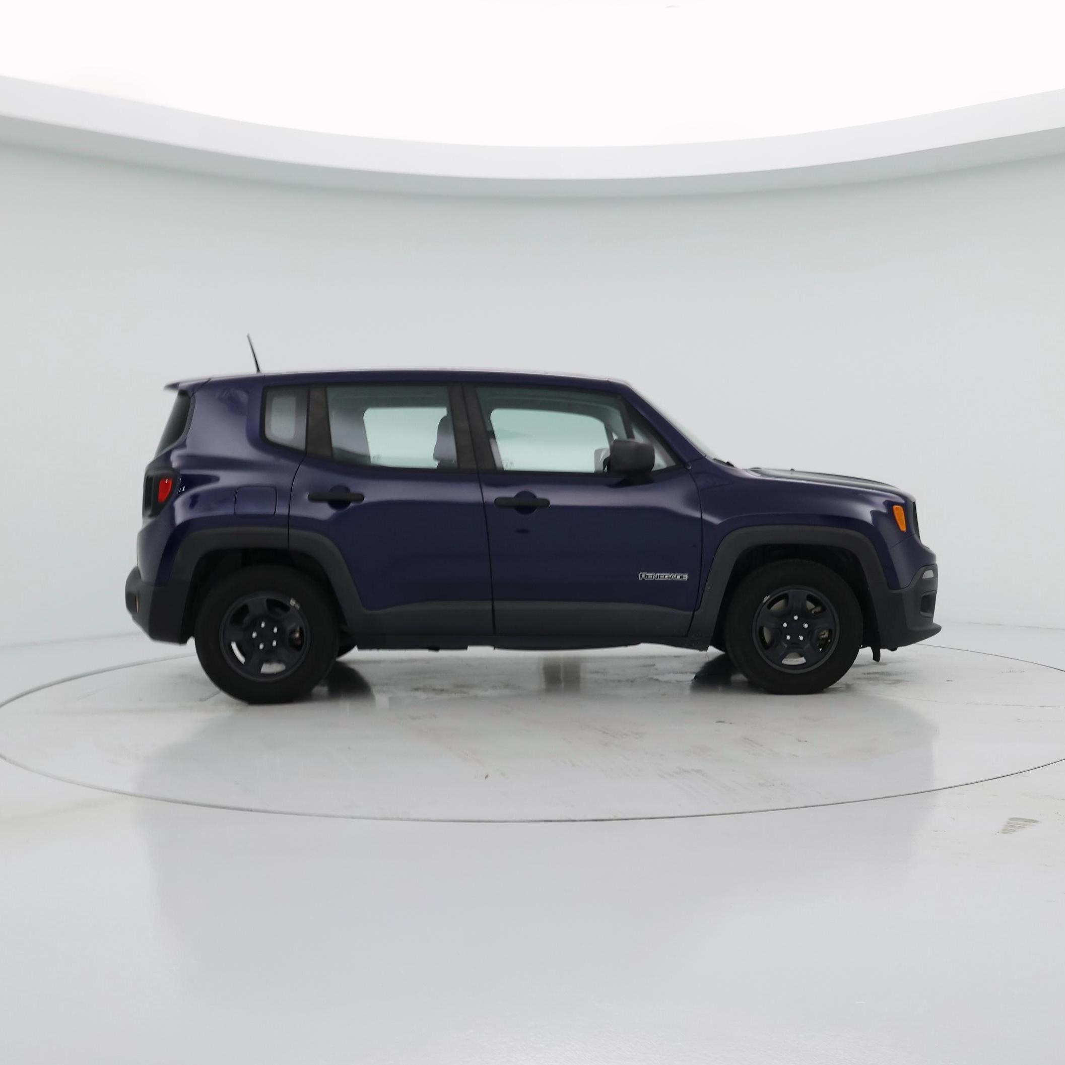 Thumbnail: 2017 Jeep Renegade - 7