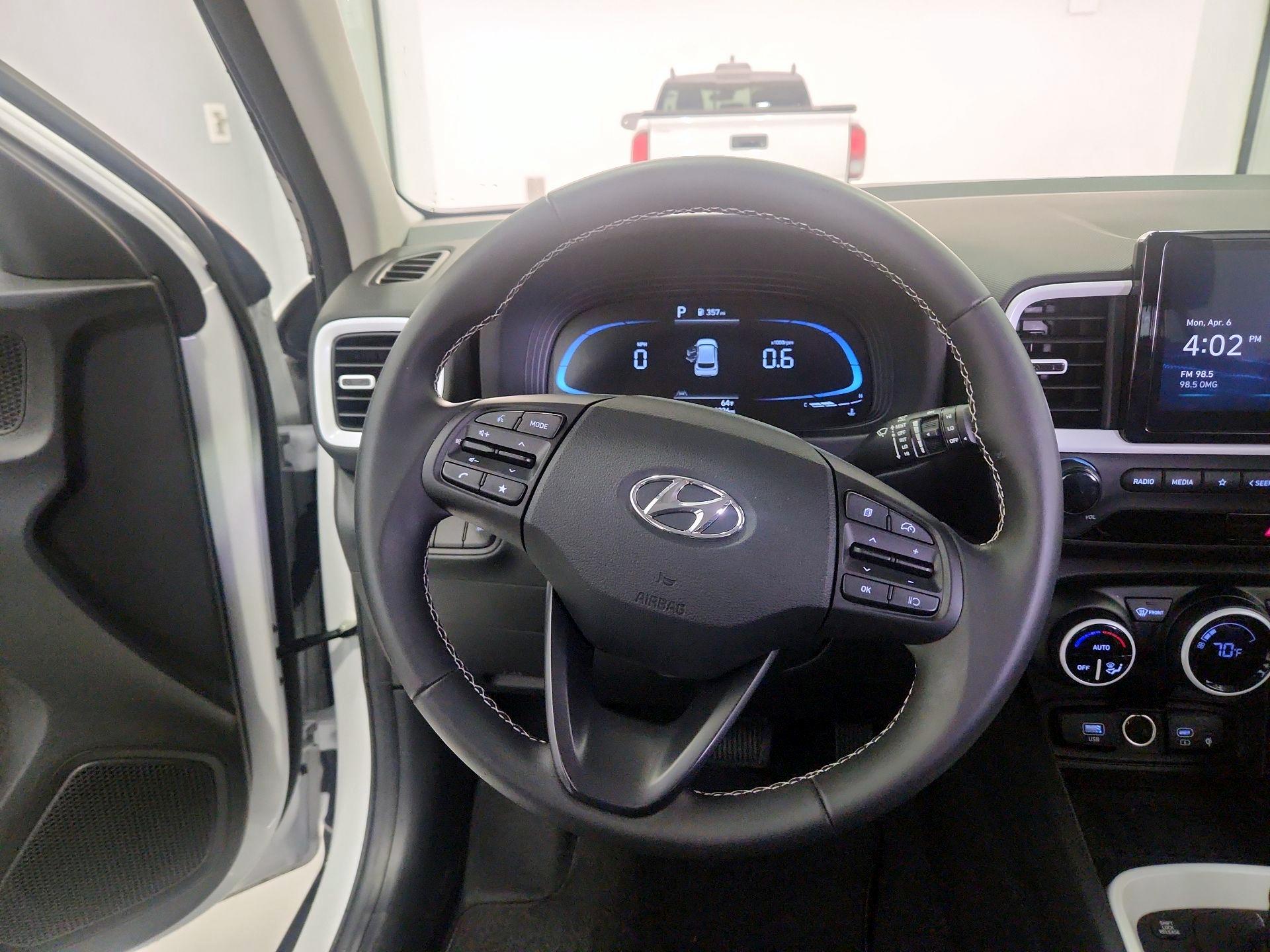 Thumbnail: 2025 Hyundai Venue - 10