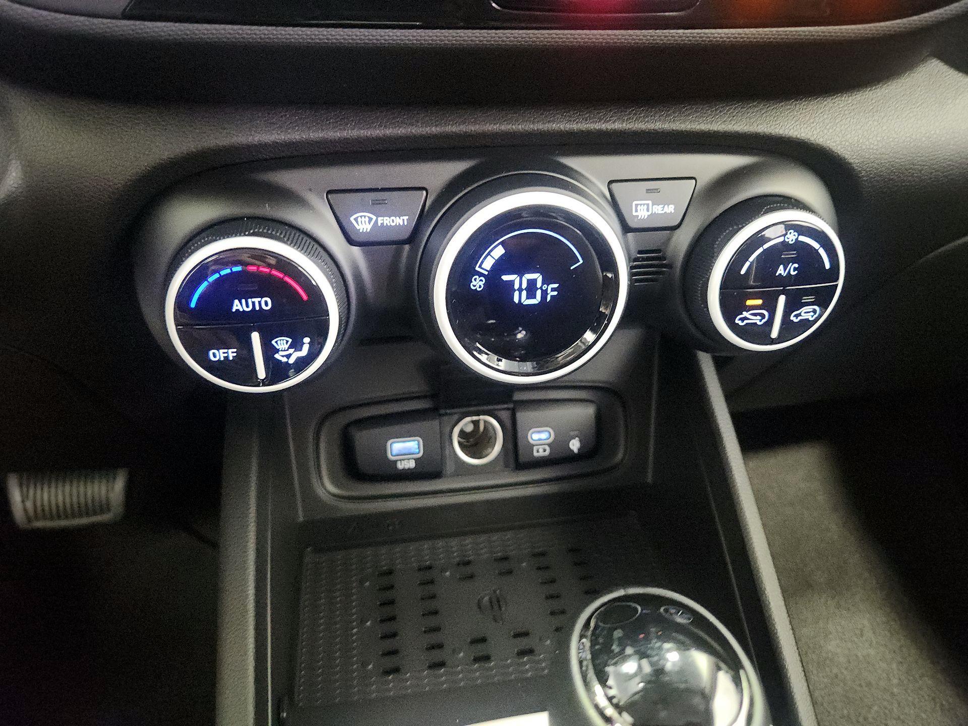 Thumbnail: 2025 Hyundai Venue - 16