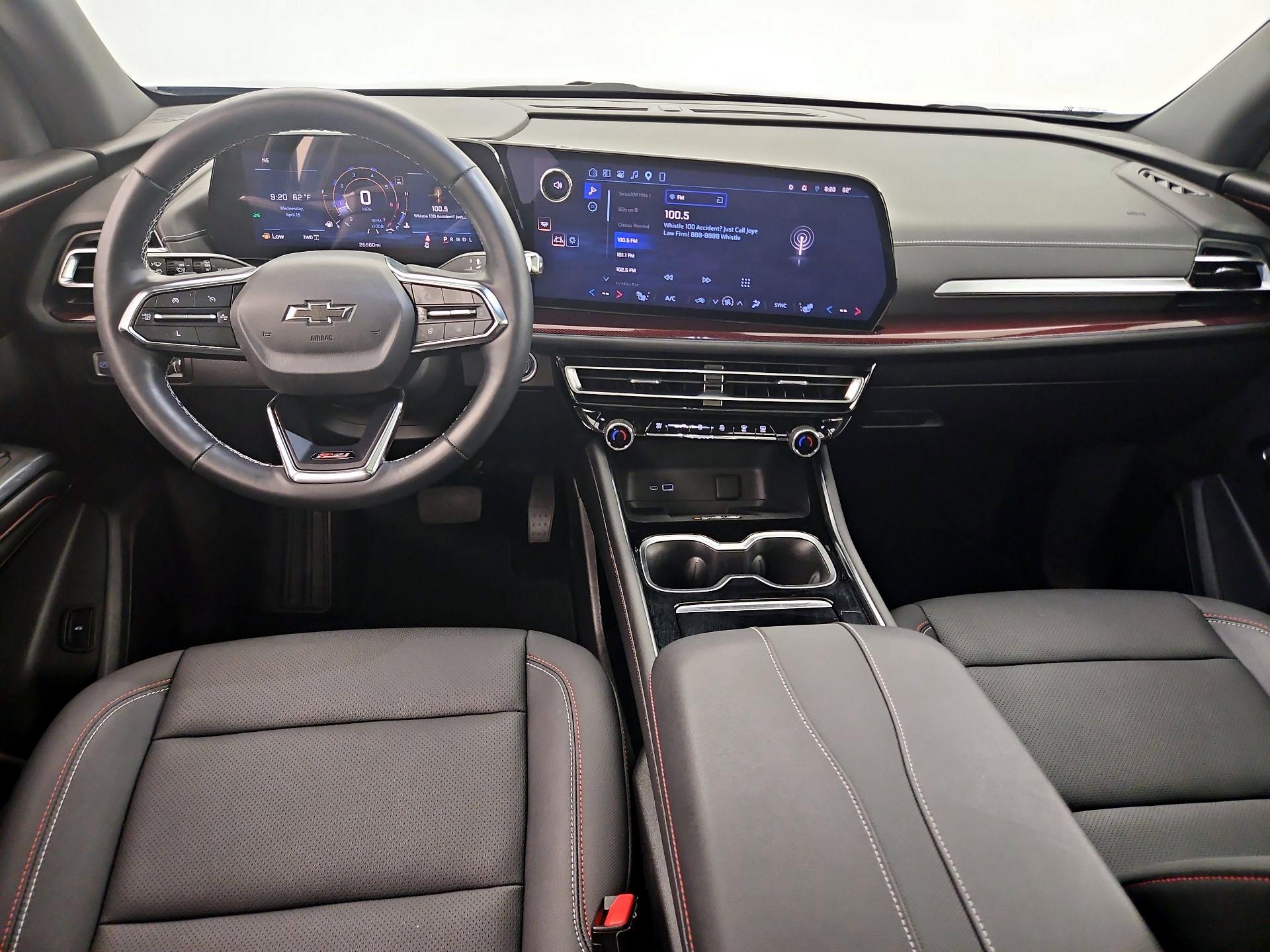 Thumbnail: 2024 Chevrolet Traverse - 9