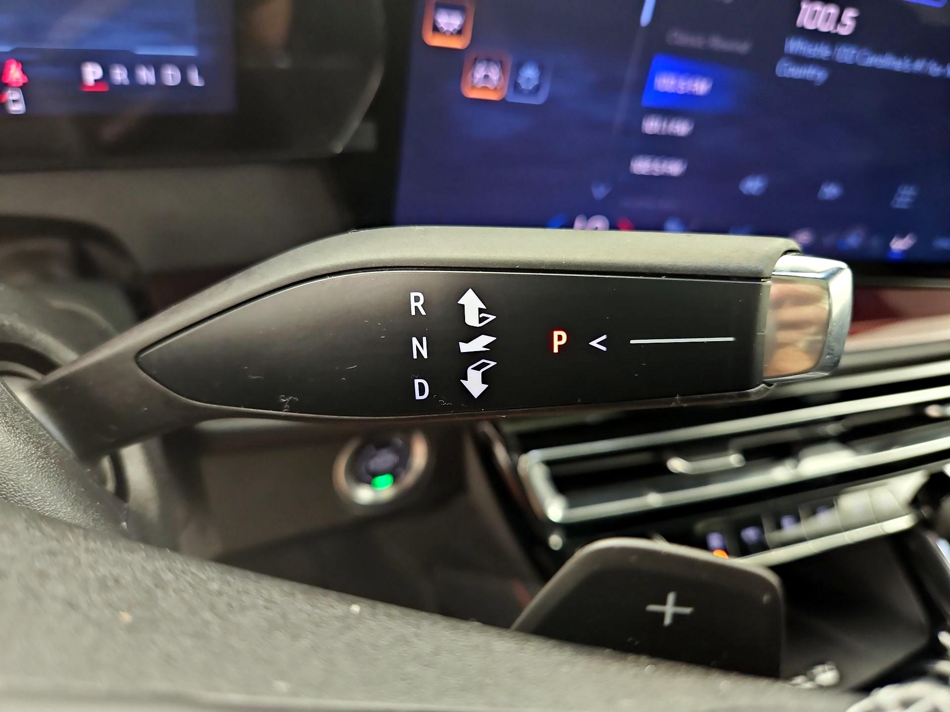 Thumbnail: 2024 Chevrolet Traverse - 17