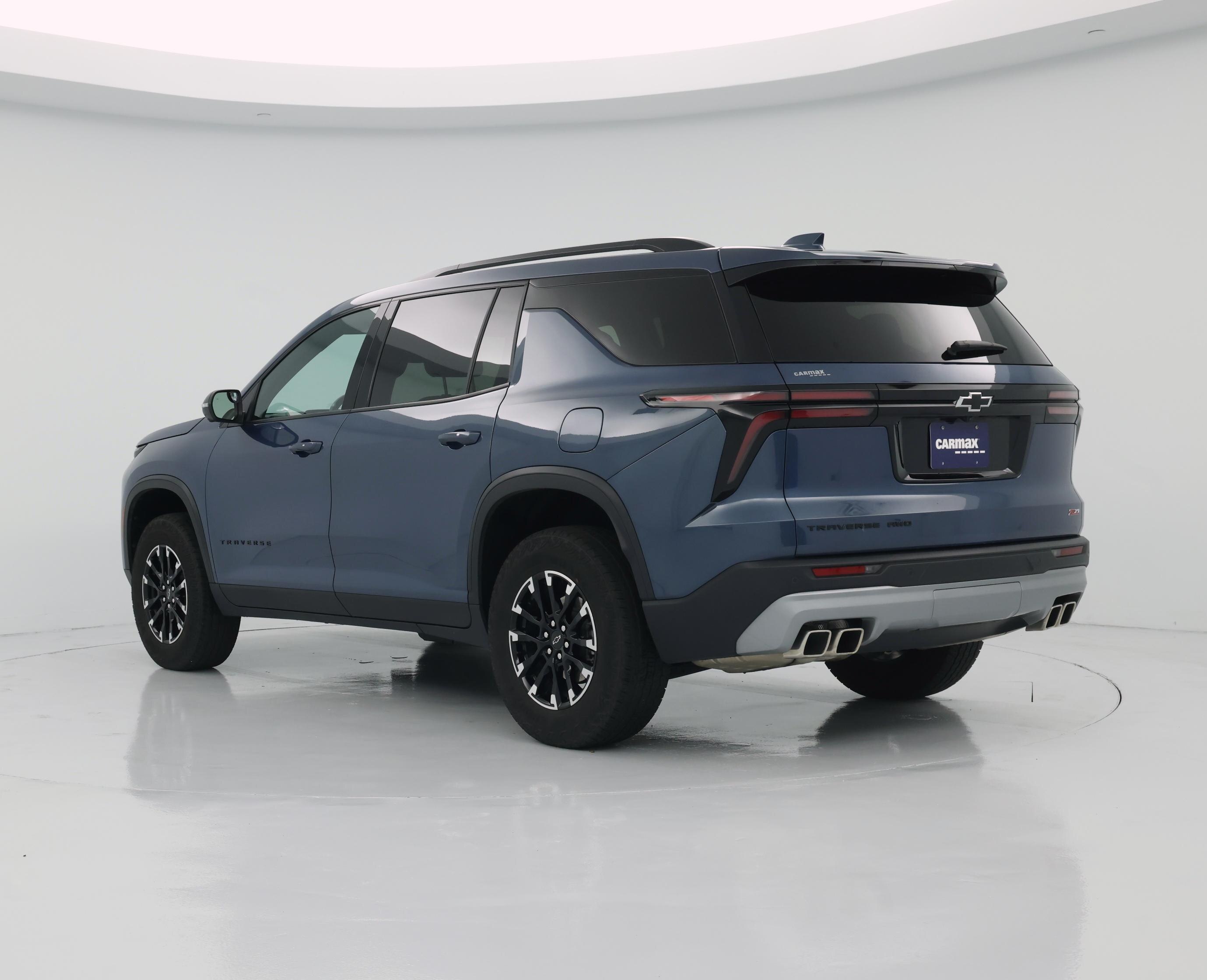 Thumbnail: 2024 Chevrolet Traverse - 2