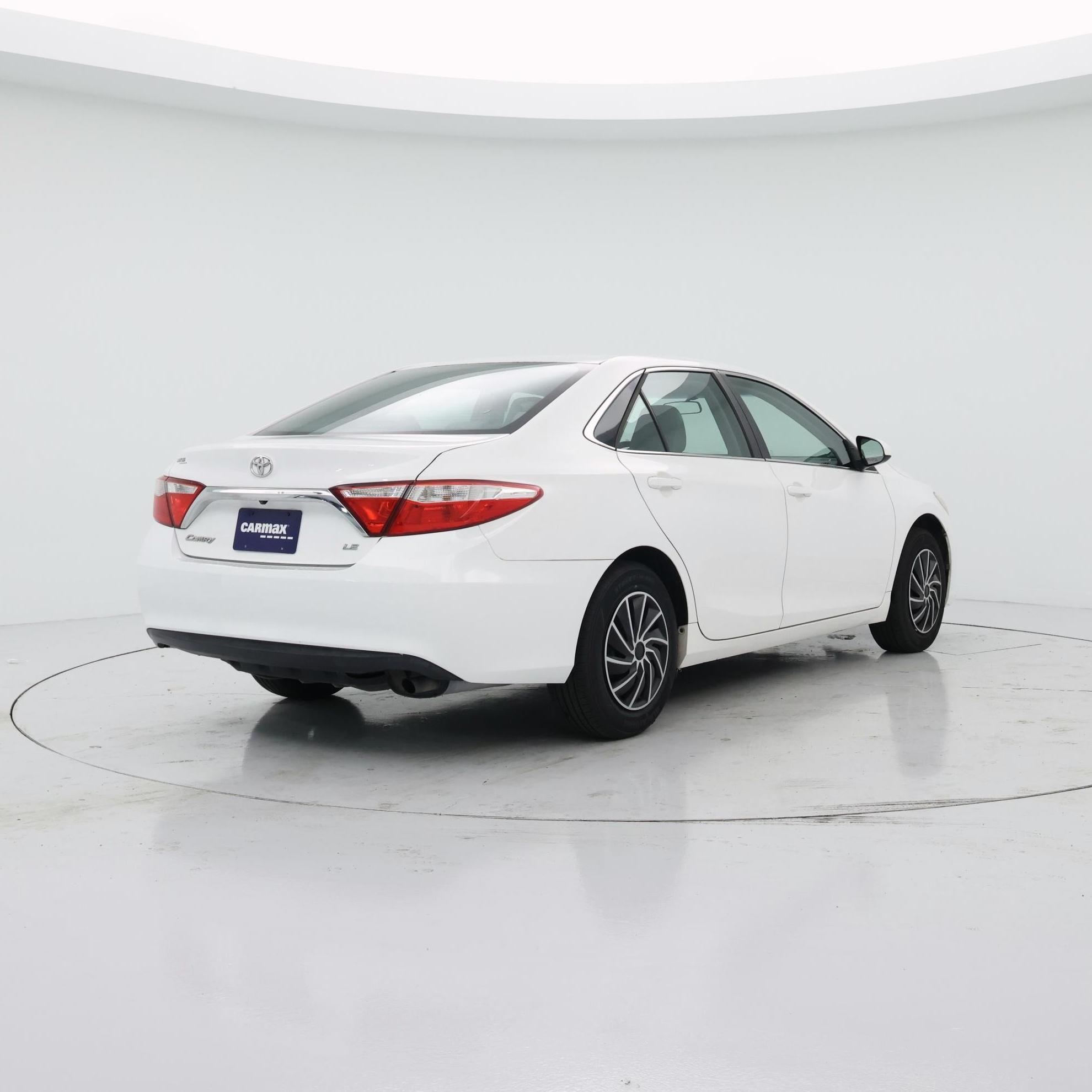 Thumbnail: 2017 Toyota Camry - 8