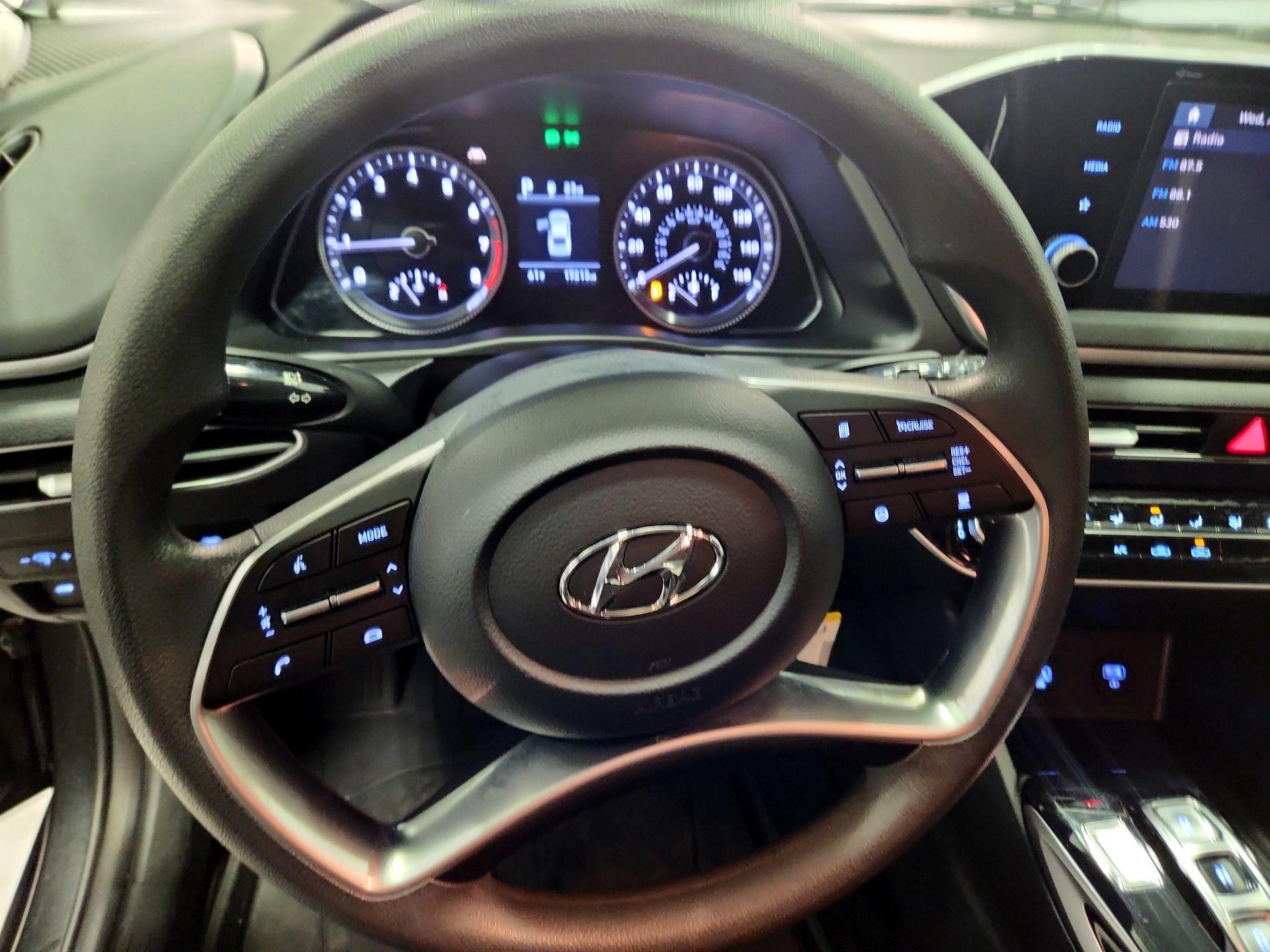 Thumbnail: 2023 Hyundai Sonata - 10