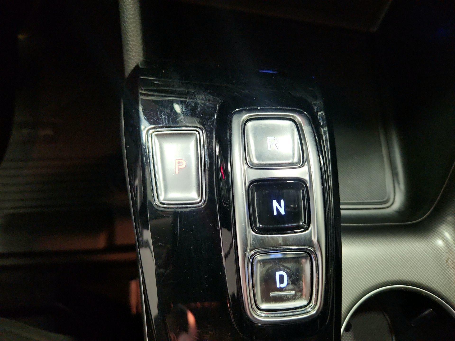 Thumbnail: 2023 Hyundai Sonata - 17