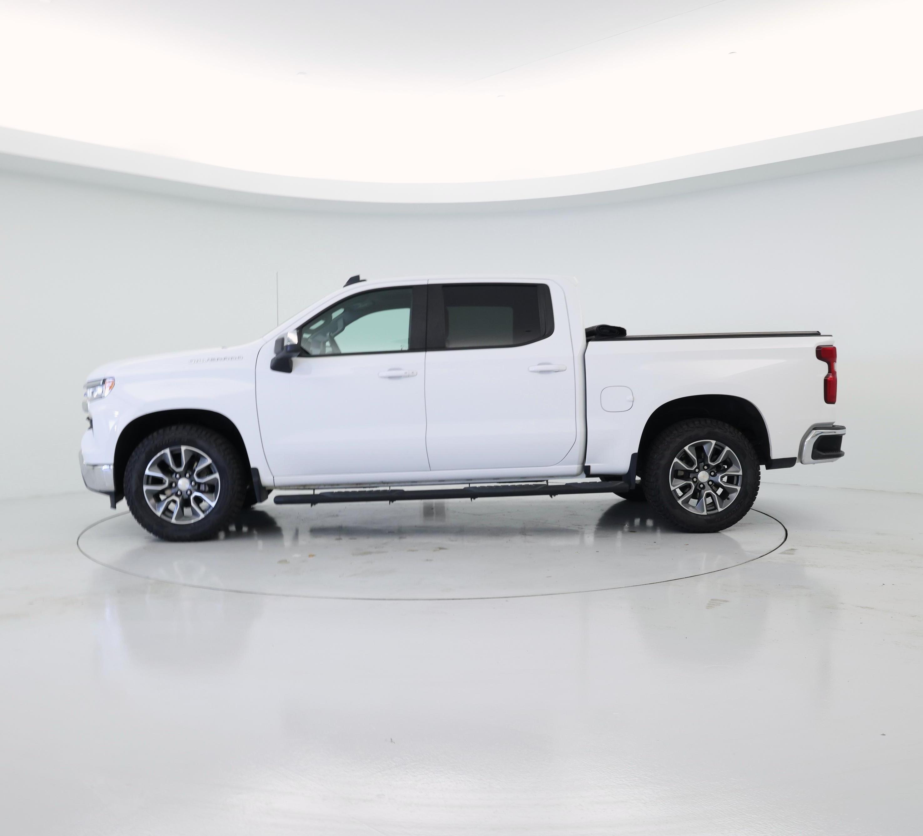 Thumbnail: 2022 Chevrolet Silverado 1500 - 3