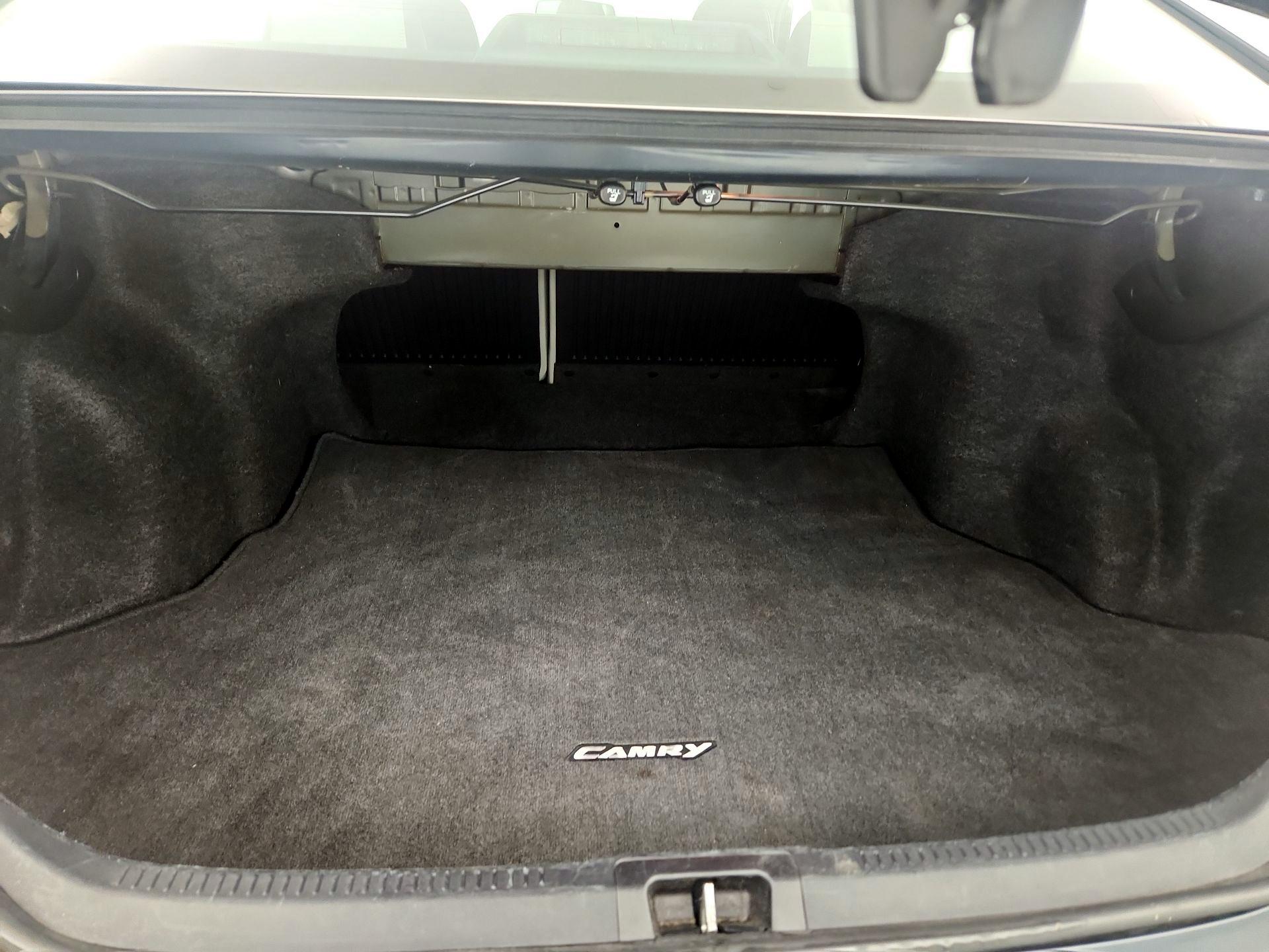 Thumbnail: 2017 Toyota Camry - 20