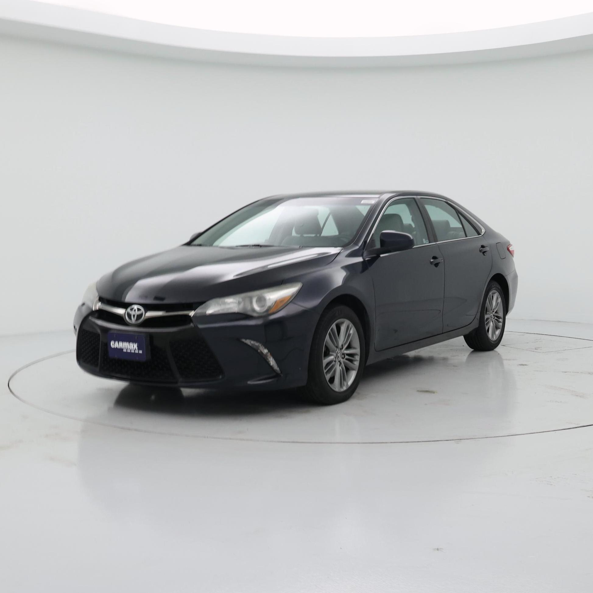 Thumbnail: 2017 Toyota Camry - 4