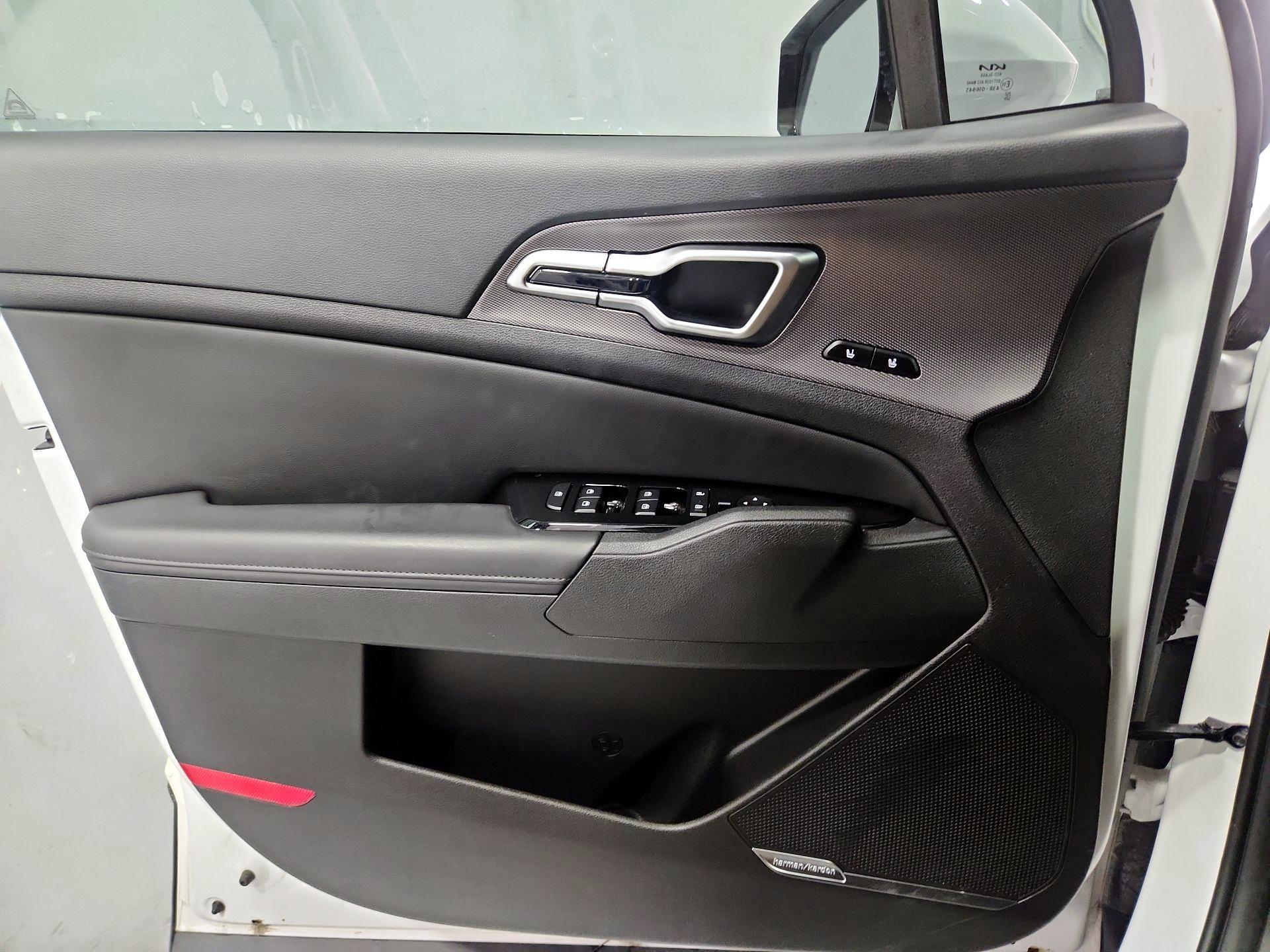 Thumbnail: 2024 Kia Sportage - 12