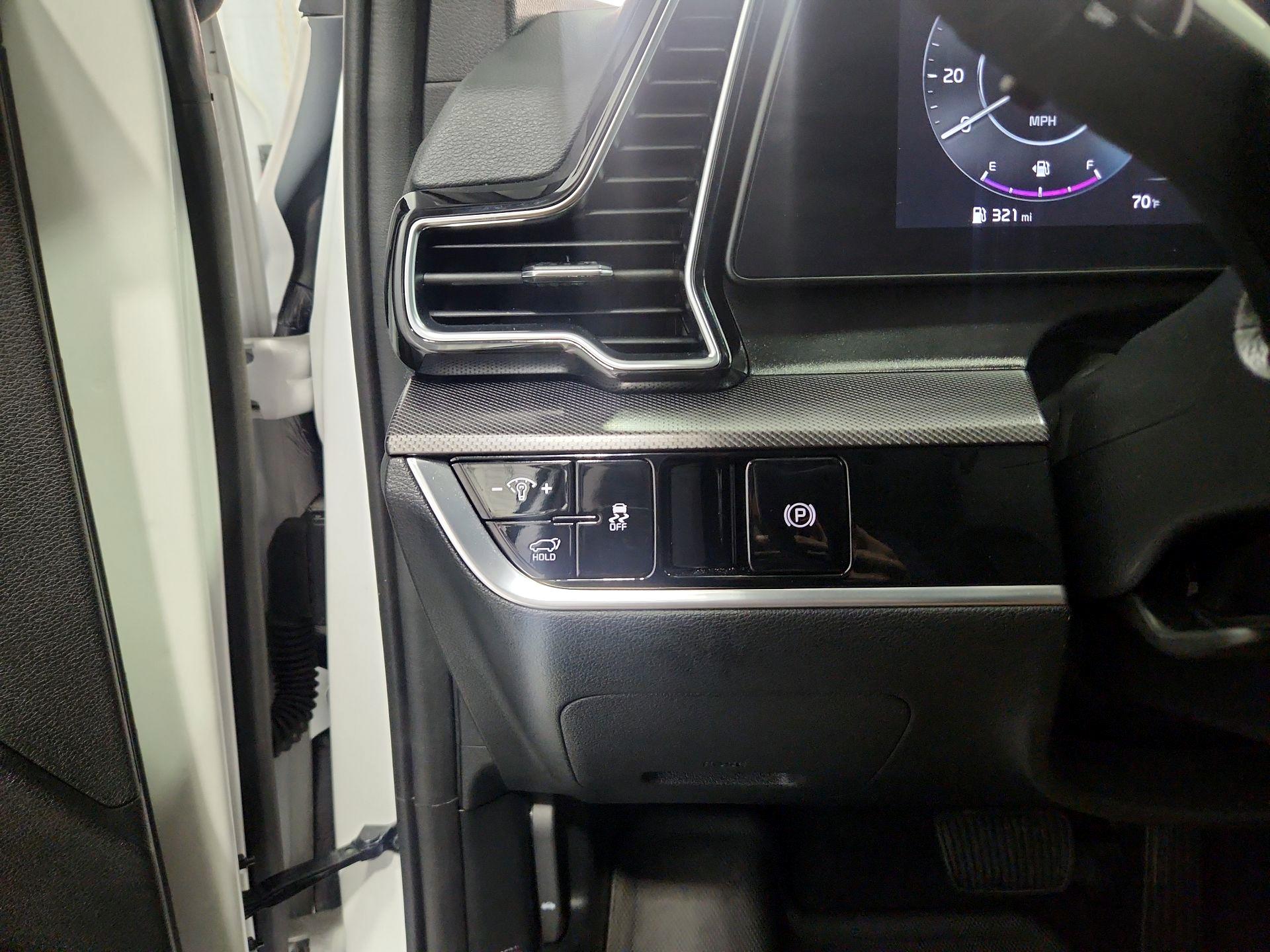 Thumbnail: 2024 Kia Sportage - 13