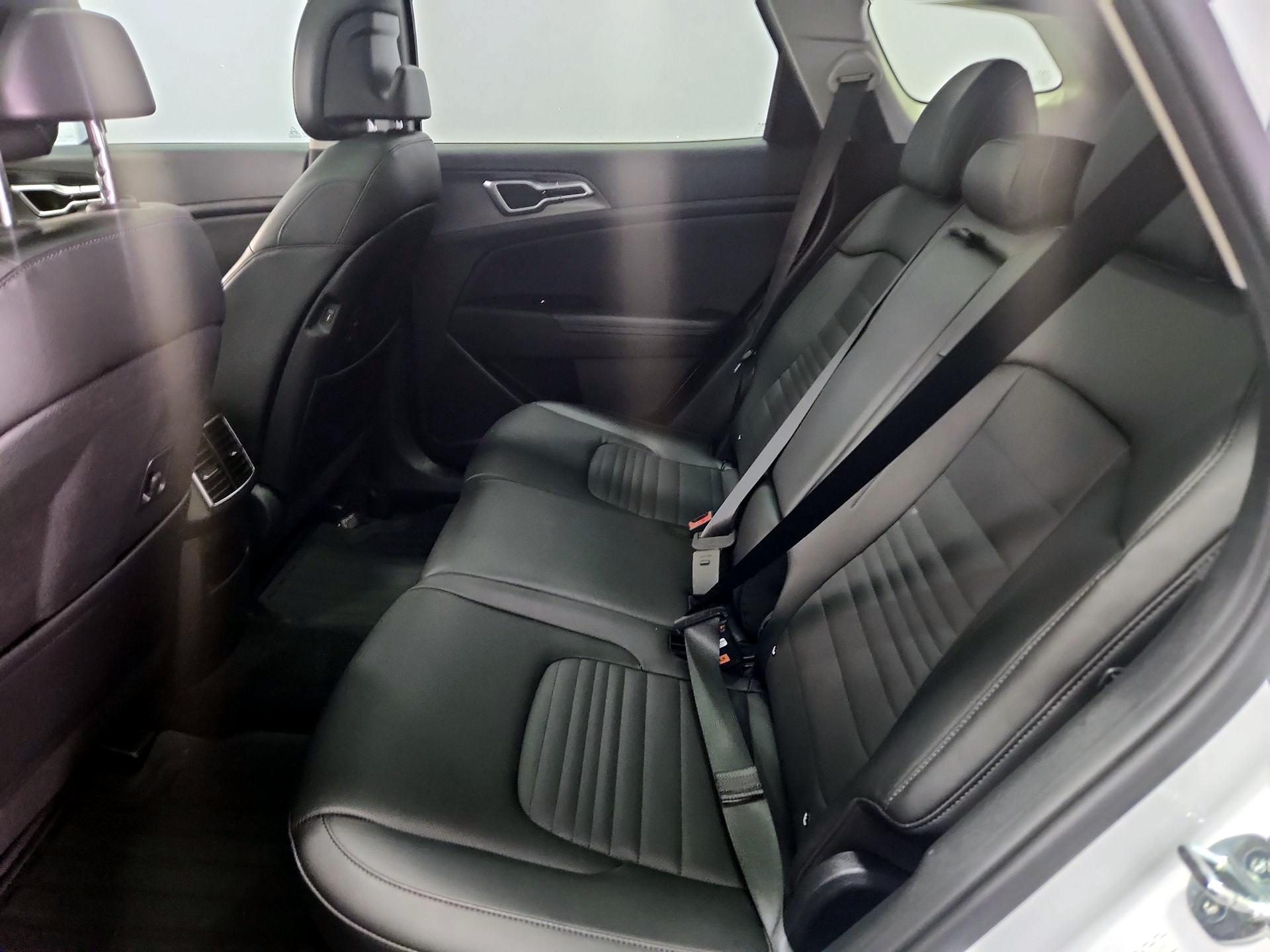 Thumbnail: 2024 Kia Sportage - 20