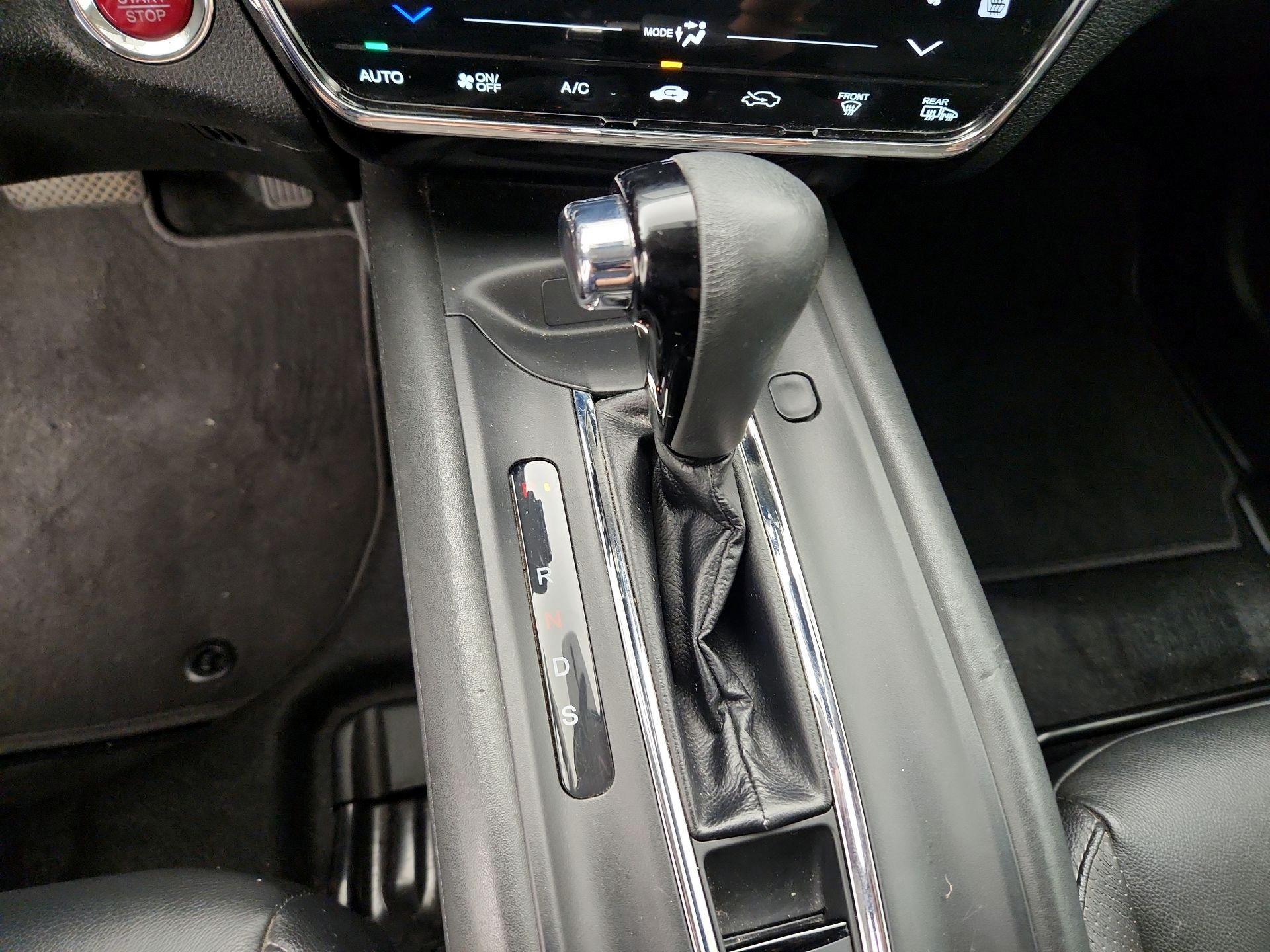 Thumbnail: 2017 Honda HR-V - 17
