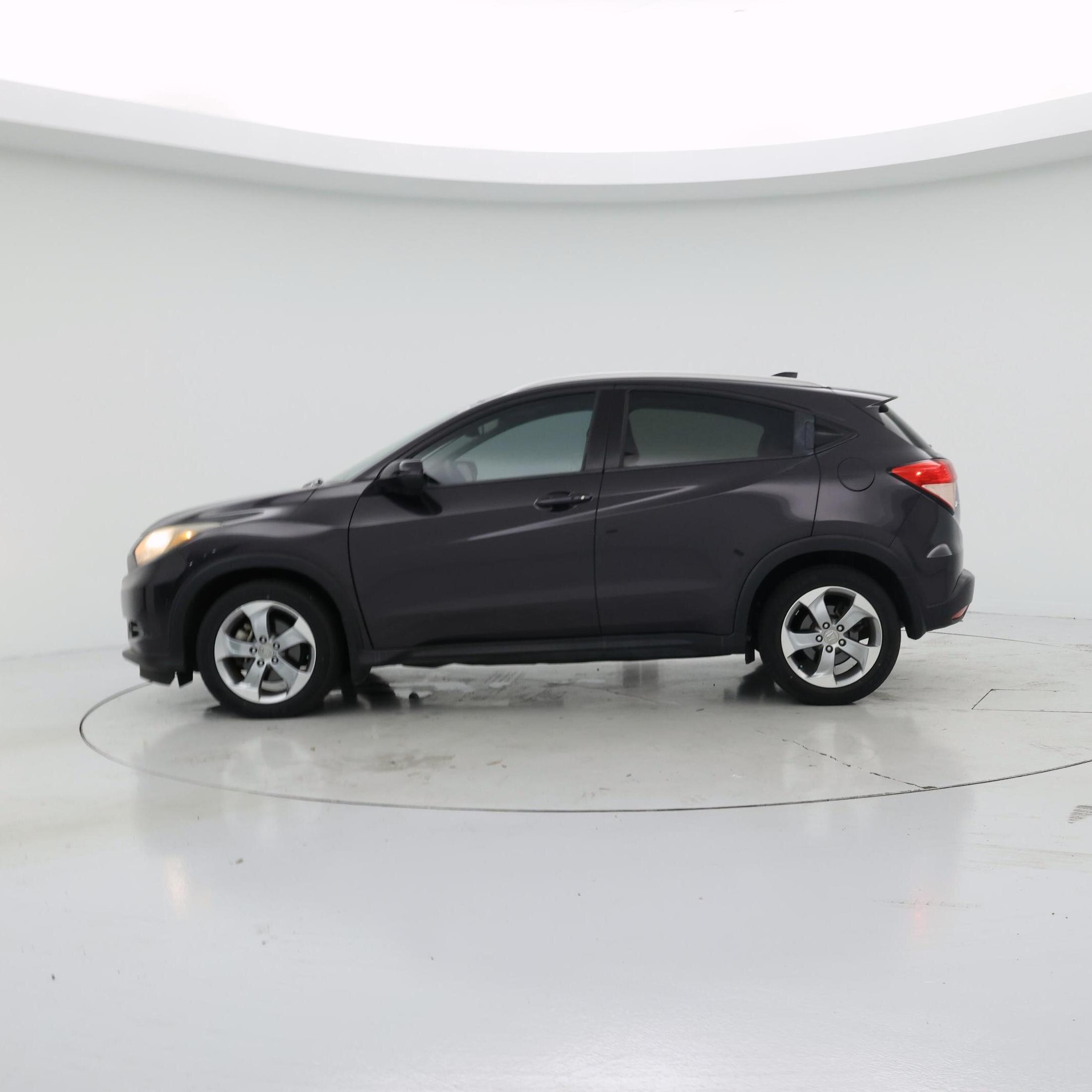 Thumbnail: 2017 Honda HR-V - 3