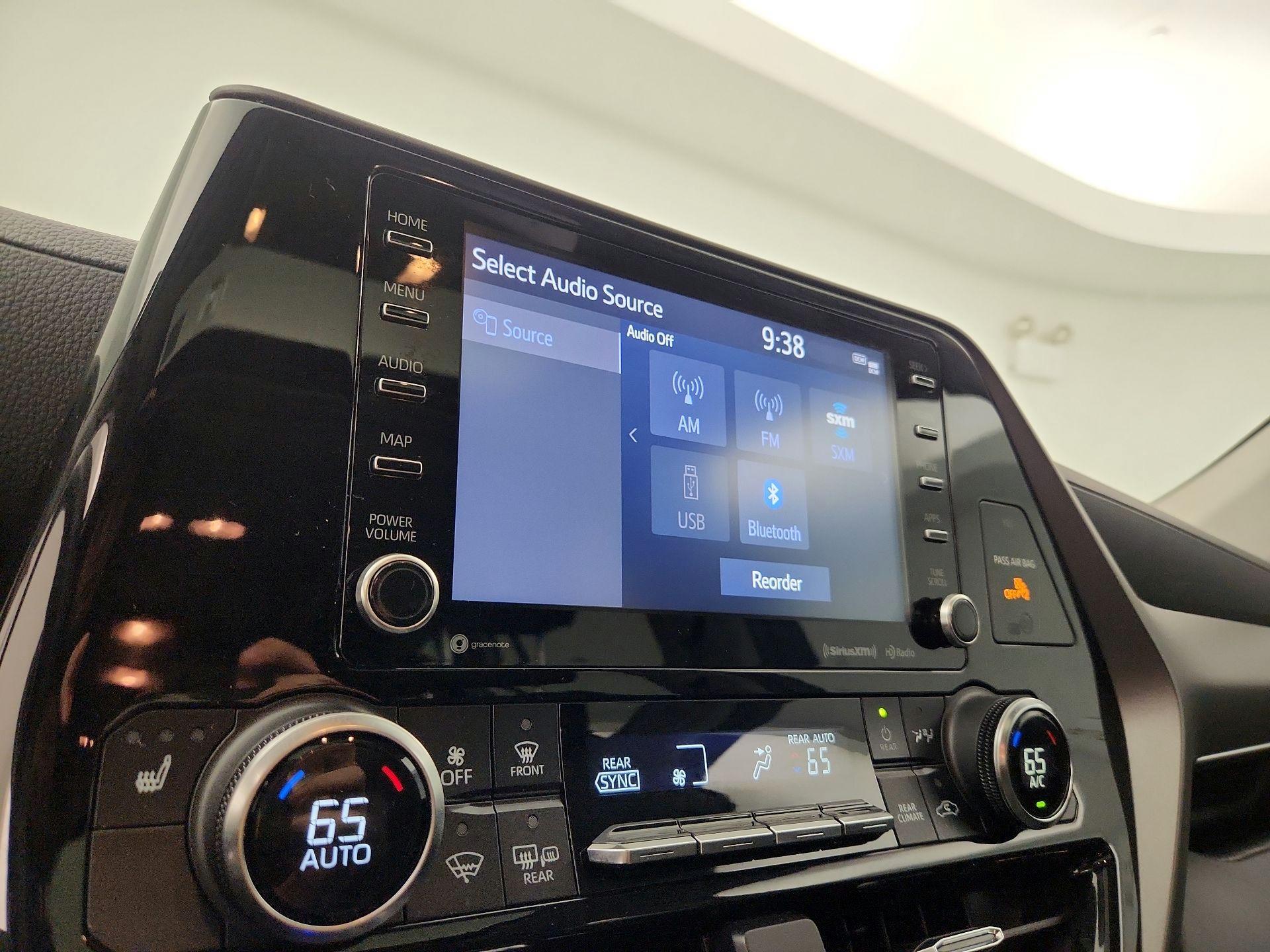 Thumbnail: 2022 Toyota Highlander - 15