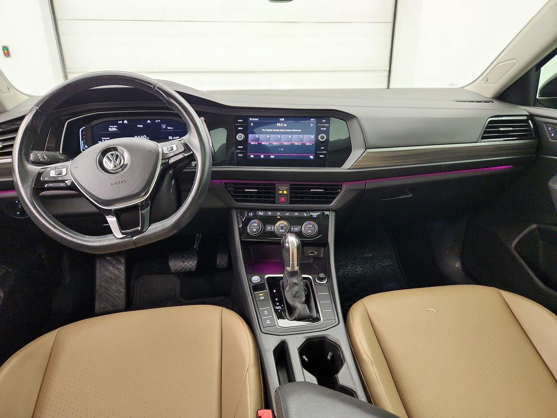 Thumbnail: 2019 Volkswagen Jetta - 9