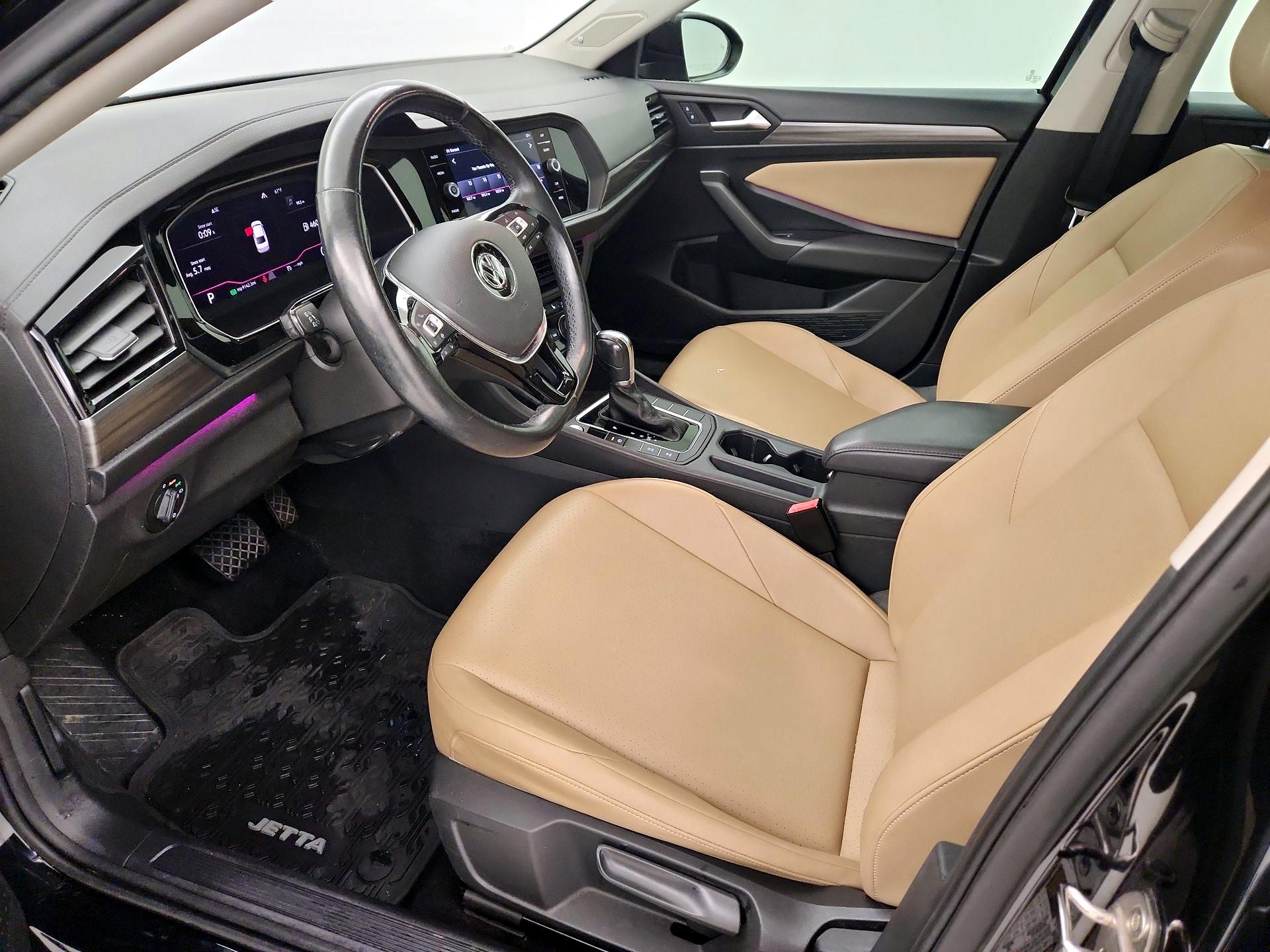 Thumbnail: 2019 Volkswagen Jetta - 11