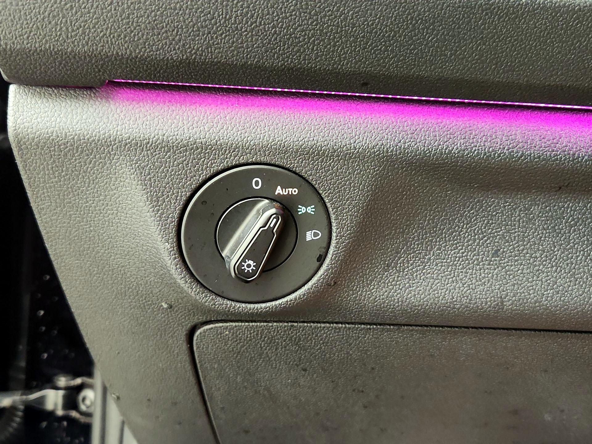 Thumbnail: 2019 Volkswagen Jetta - 13