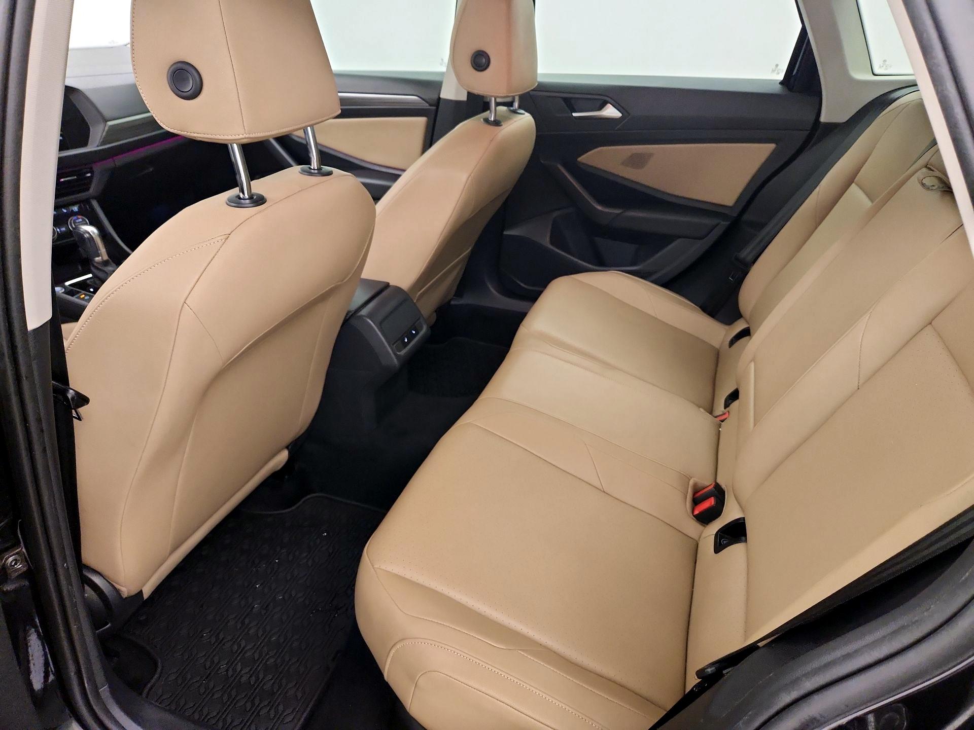 Thumbnail: 2019 Volkswagen Jetta - 20