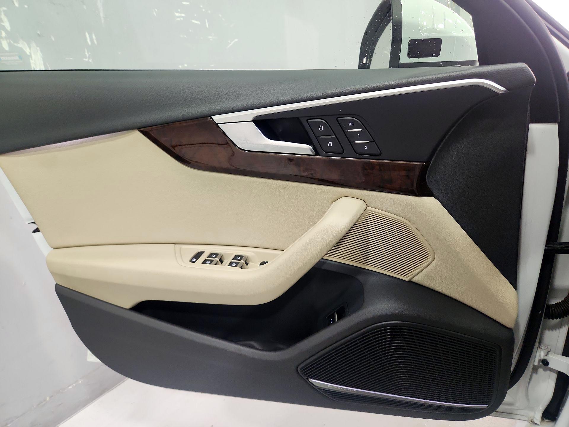 Thumbnail: 2017 Audi A4 - 12