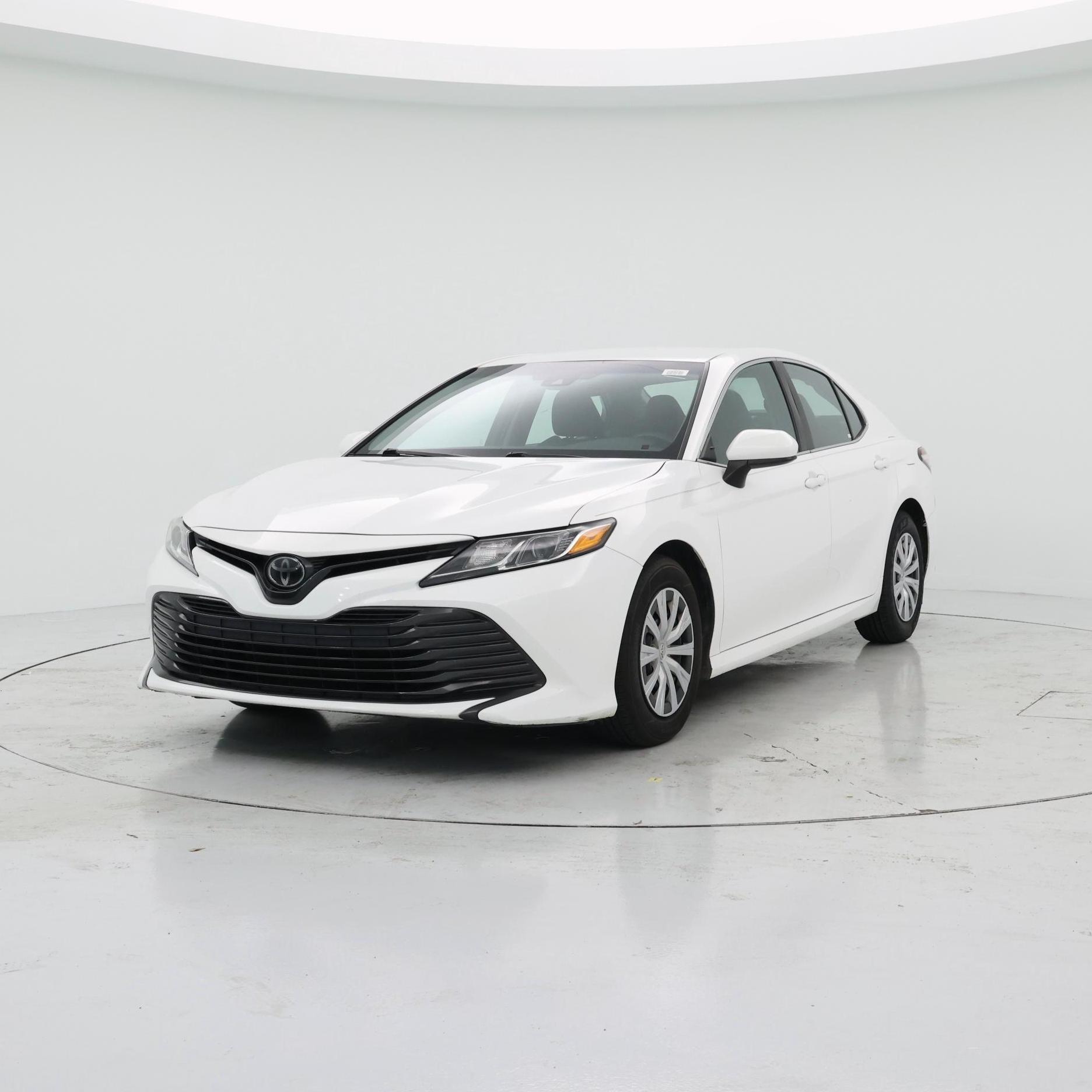 Thumbnail: 2018 Toyota Camry - 4