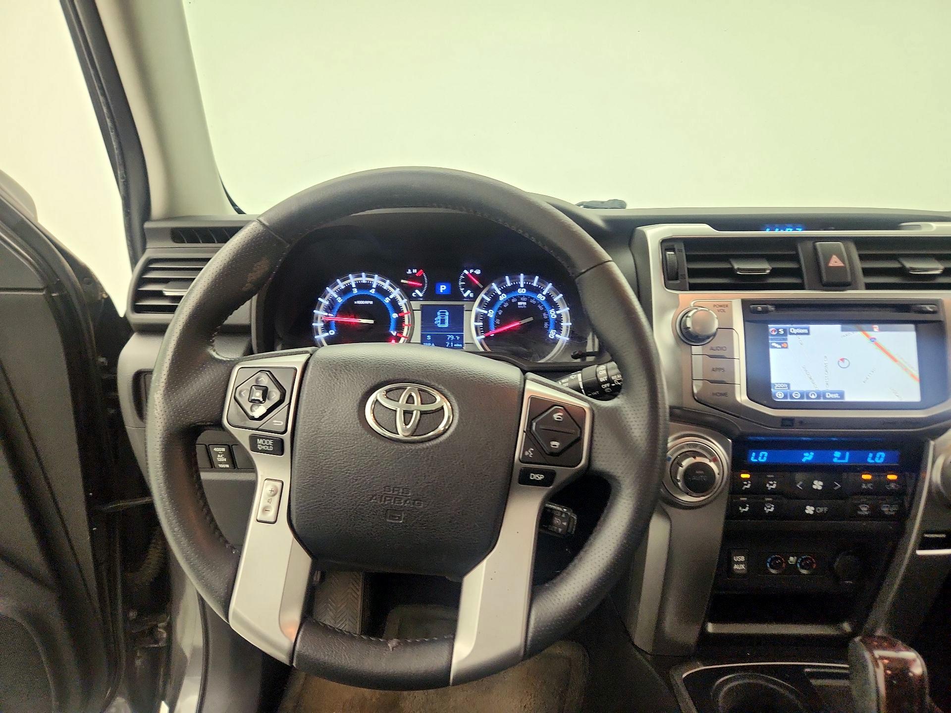 Thumbnail: 2016 Toyota 4Runner - 10