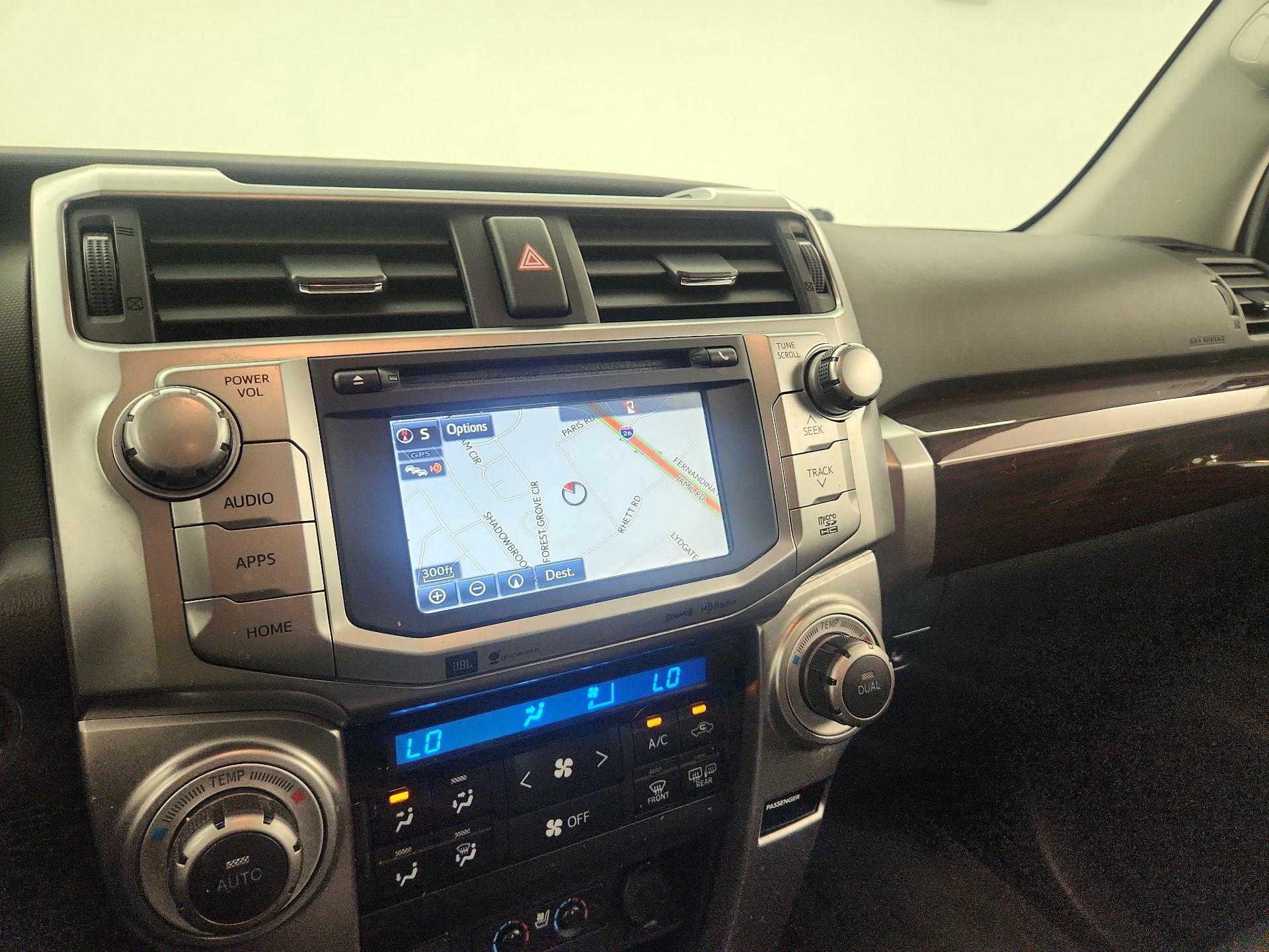 Thumbnail: 2016 Toyota 4Runner - 14