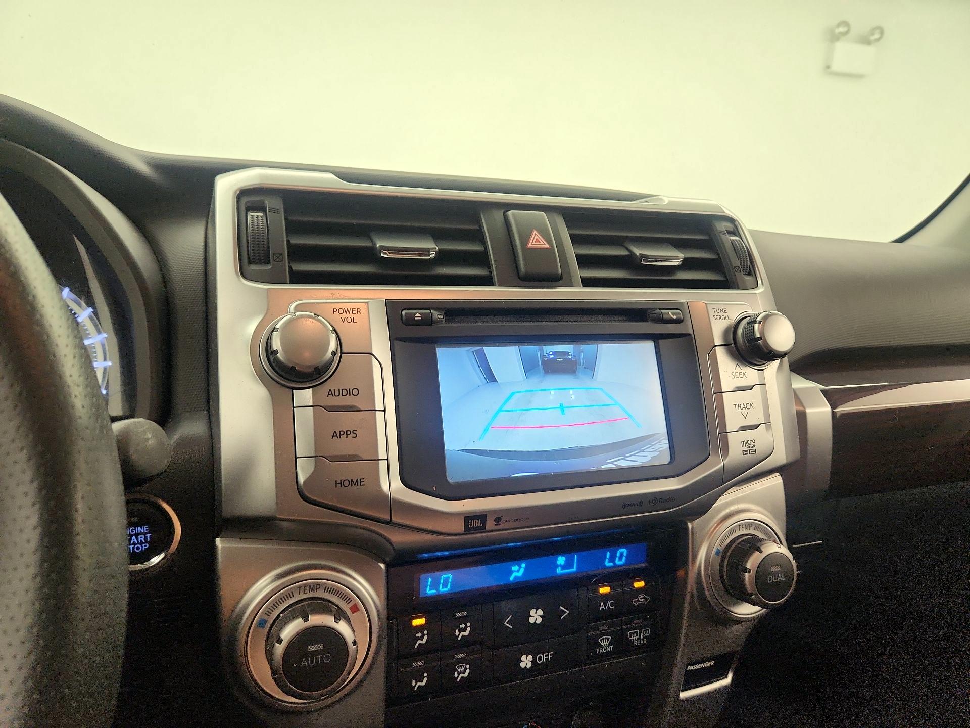 Thumbnail: 2016 Toyota 4Runner - 15