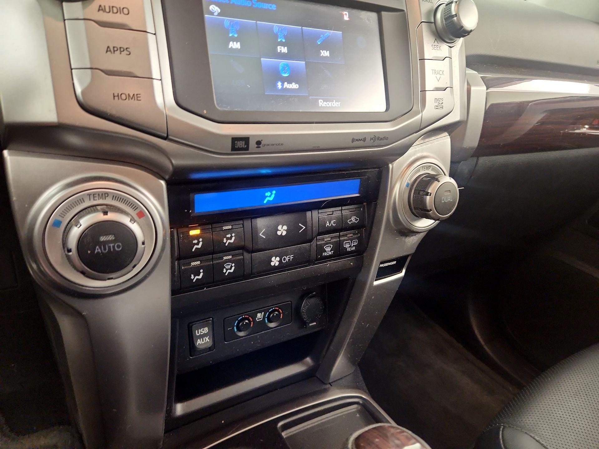 Thumbnail: 2016 Toyota 4Runner - 17