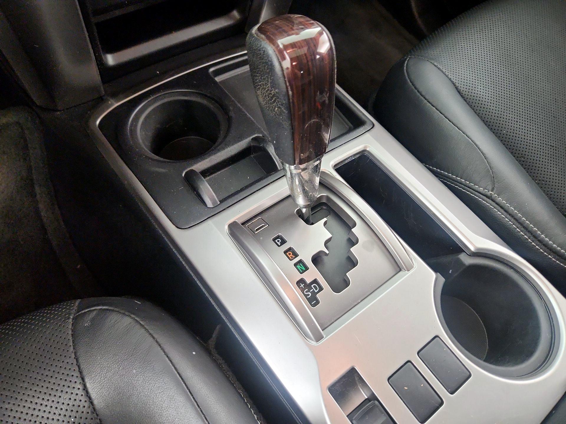 Thumbnail: 2016 Toyota 4Runner - 18