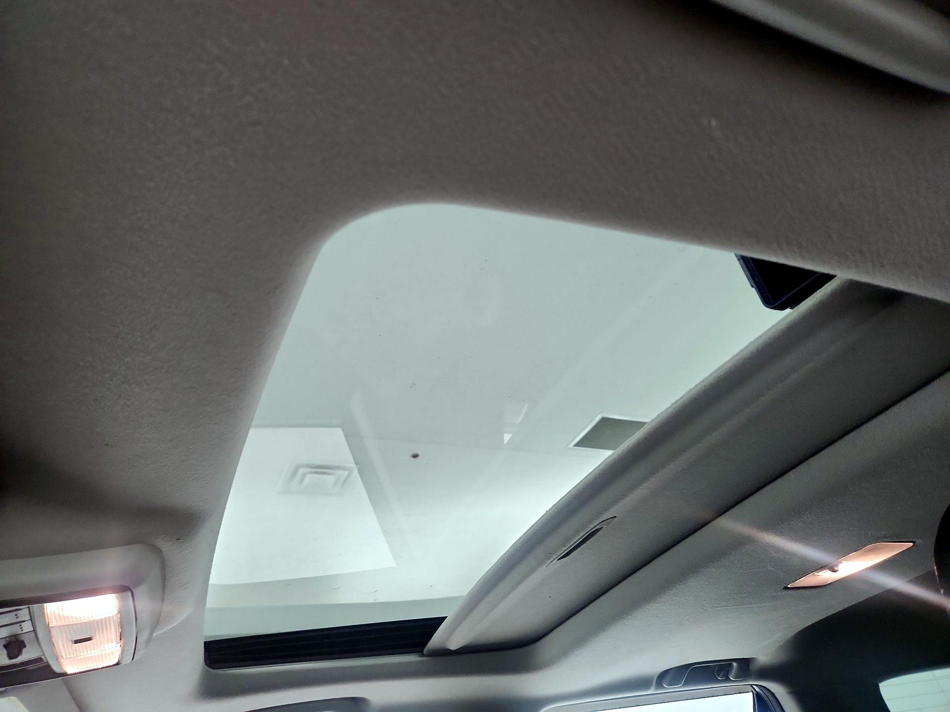 Thumbnail: 2016 Toyota 4Runner - 20